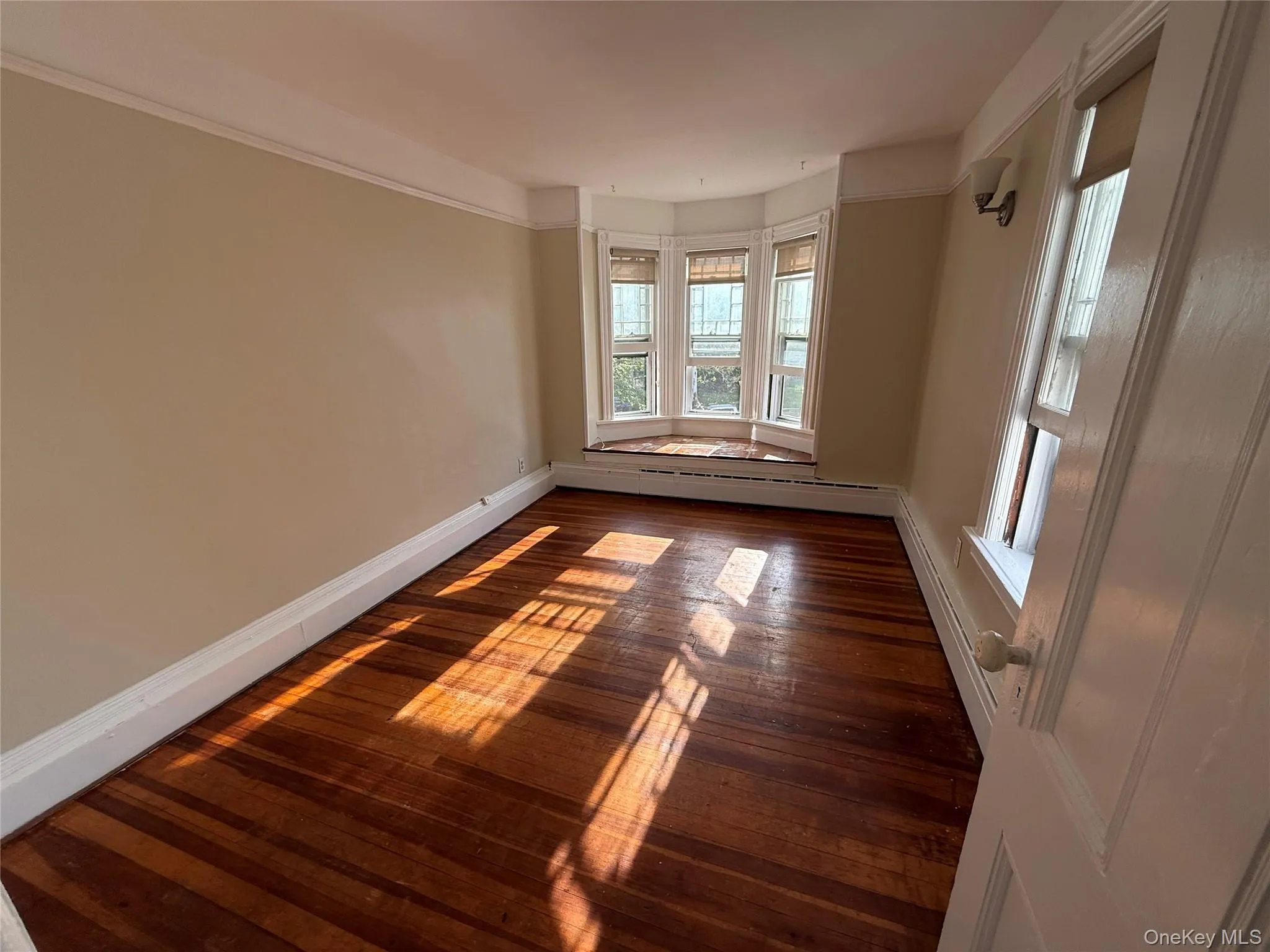 373 Sea Cliff Avenue, Oyster Bay, NY, 1 Bedroom Bedrooms, 3 Rooms Rooms,1 BathroomBathrooms,Residential Lease,For Rent,Sea Cliff,0,1012110 373 Sea Cliff Avenue, Oyster Bay, NY, 1 Bedroom Bedrooms, 3 Rooms Rooms,1 BathroomBathrooms,Residential Lease,For Rent,Sea Cliff,0,1012110