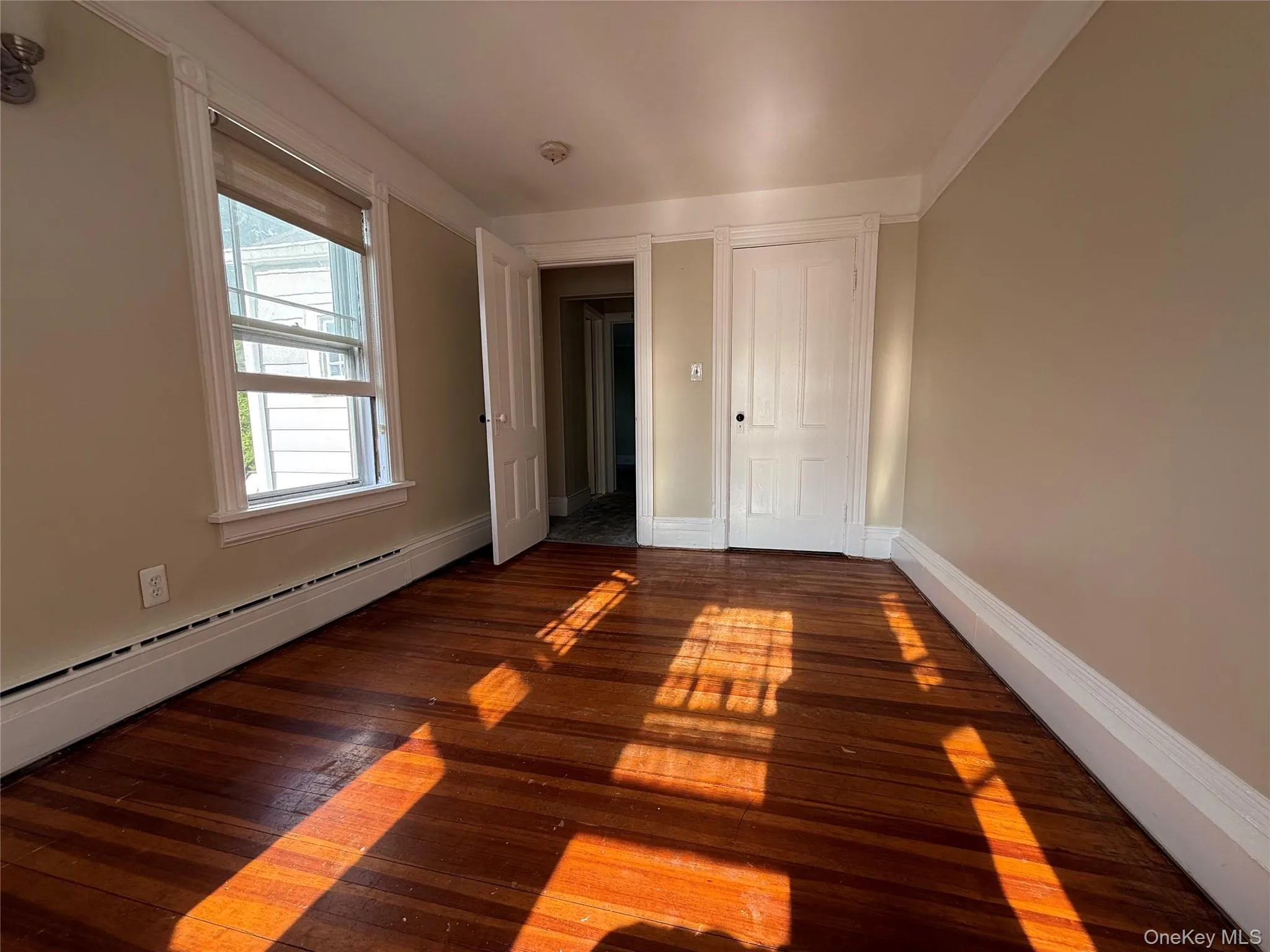 373 Sea Cliff Avenue, Oyster Bay, NY, 1 Bedroom Bedrooms, 3 Rooms Rooms,1 BathroomBathrooms,Residential Lease,For Rent,Sea Cliff,0,1012110 373 Sea Cliff Avenue, Oyster Bay, NY, 1 Bedroom Bedrooms, 3 Rooms Rooms,1 BathroomBathrooms,Residential Lease,For Rent,Sea Cliff,0,1012110