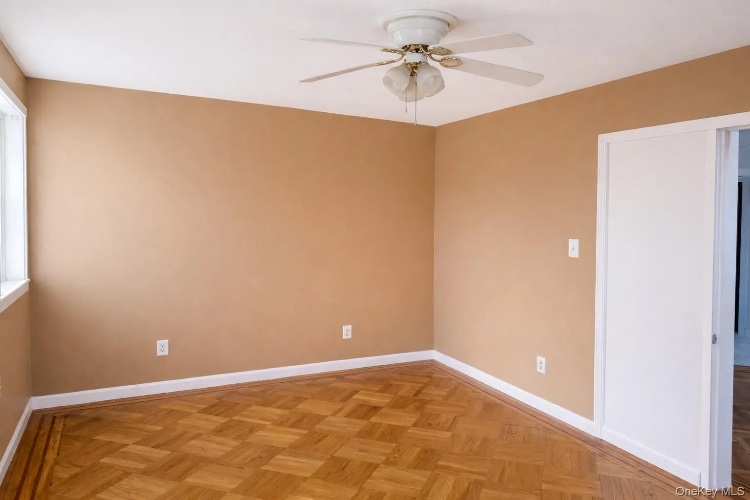 6955 78th Street, New York, NY, 3 Bedrooms Bedrooms, 4 Rooms Rooms,1 BathroomBathrooms,Residential Lease,For Rent,78th,0,1012111 6955 78th Street, New York, NY, 3 Bedrooms Bedrooms, 4 Rooms Rooms,1 BathroomBathrooms,Residential Lease,For Rent,78th,0,1012111