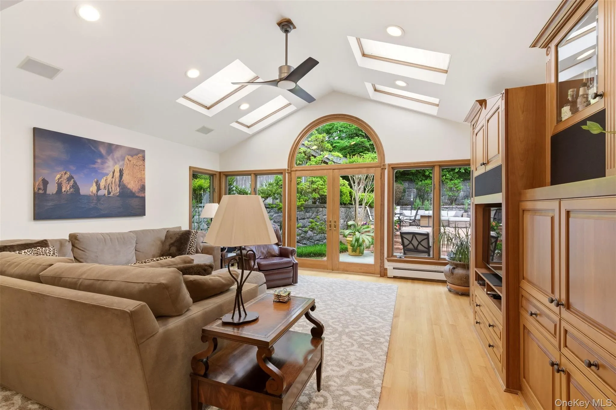 17 Holden Lane, Oyster Bay, NY, 4 Bedrooms Bedrooms, 10 Rooms Rooms,2 BathroomsBathrooms,Residential,For Rent,Holden,0,1012113 17 Holden Lane, Oyster Bay, NY, 4 Bedrooms Bedrooms, 10 Rooms Rooms,2 BathroomsBathrooms,Residential,For Rent,Holden,0,1012113