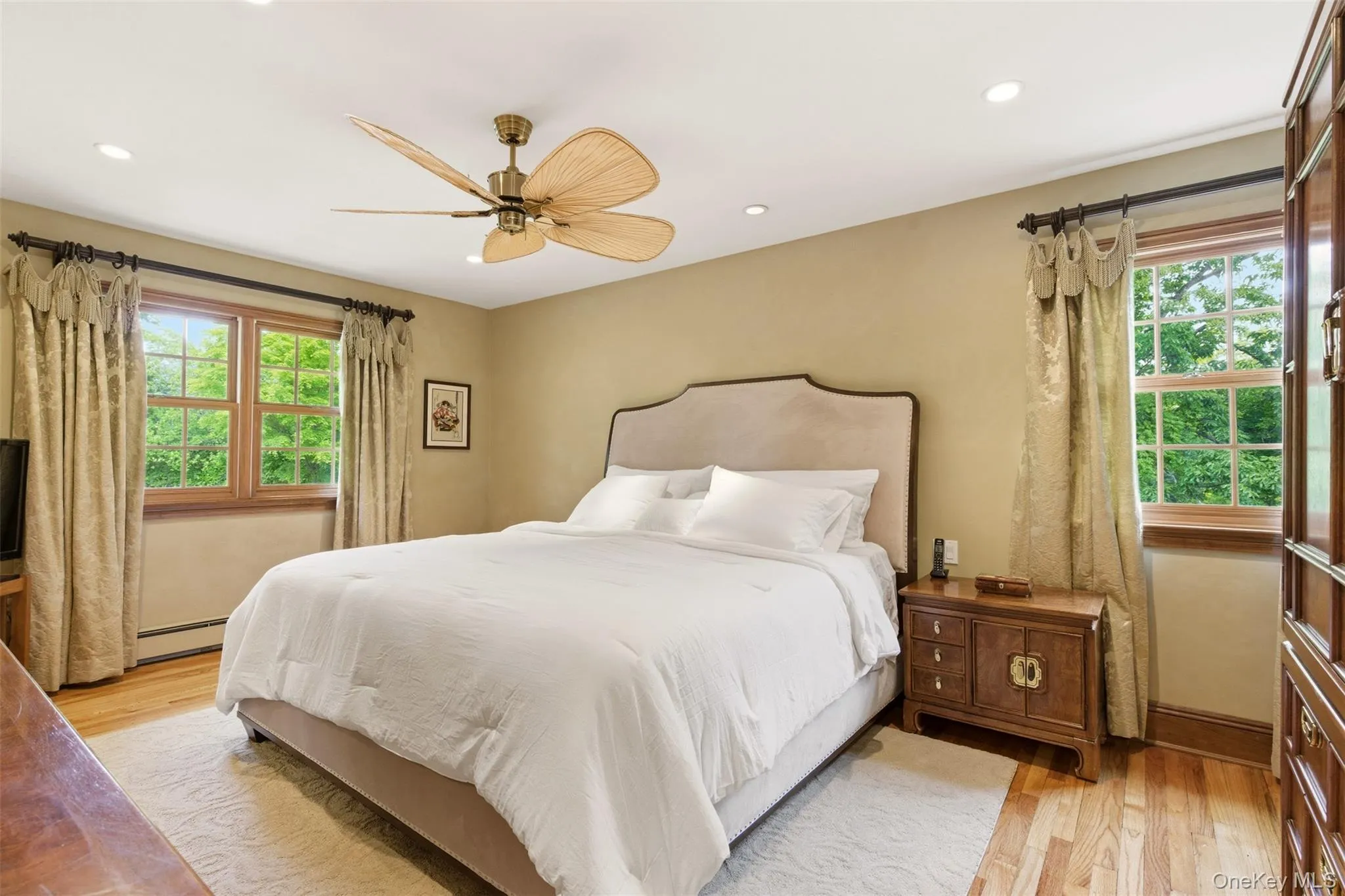 17 Holden Lane, Oyster Bay, NY, 4 Bedrooms Bedrooms, 10 Rooms Rooms,2 BathroomsBathrooms,Residential,For Rent,Holden,0,1012113 17 Holden Lane, Oyster Bay, NY, 4 Bedrooms Bedrooms, 10 Rooms Rooms,2 BathroomsBathrooms,Residential,For Rent,Holden,0,1012113
