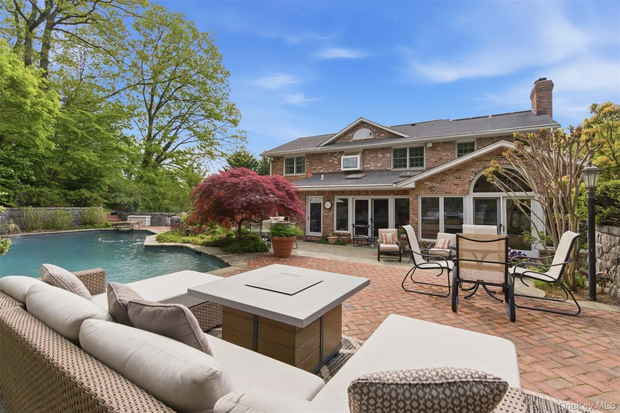 17 Holden Lane, Oyster Bay, NY, 4 Bedrooms Bedrooms, 10 Rooms Rooms,2 BathroomsBathrooms,Residential,For Rent,Holden,0,1012113 17 Holden Lane, Oyster Bay, NY, 4 Bedrooms Bedrooms, 10 Rooms Rooms,2 BathroomsBathrooms,Residential,For Rent,Holden,0,1012113