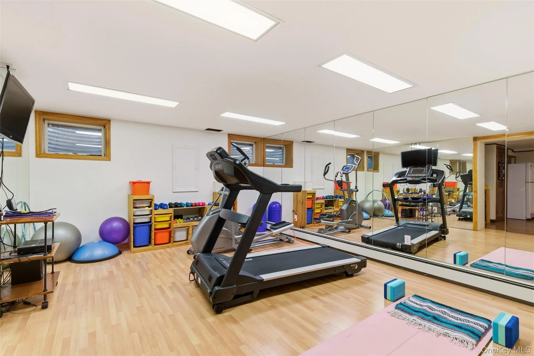 17 Holden Lane, Oyster Bay, NY, 4 Bedrooms Bedrooms, 10 Rooms Rooms,2 BathroomsBathrooms,Residential,For Rent,Holden,0,1012113 17 Holden Lane, Oyster Bay, NY, 4 Bedrooms Bedrooms, 10 Rooms Rooms,2 BathroomsBathrooms,Residential,For Rent,Holden,0,1012113