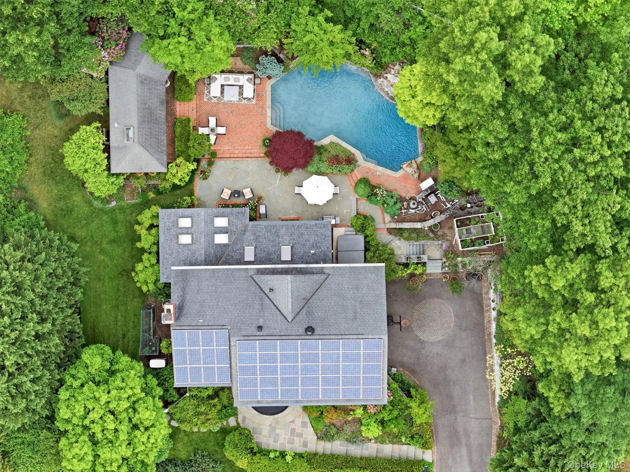 17 Holden Lane, Oyster Bay, NY, 4 Bedrooms Bedrooms, 10 Rooms Rooms,2 BathroomsBathrooms,Residential,For Rent,Holden,0,1012113 17 Holden Lane, Oyster Bay, NY, 4 Bedrooms Bedrooms, 10 Rooms Rooms,2 BathroomsBathrooms,Residential,For Rent,Holden,0,1012113