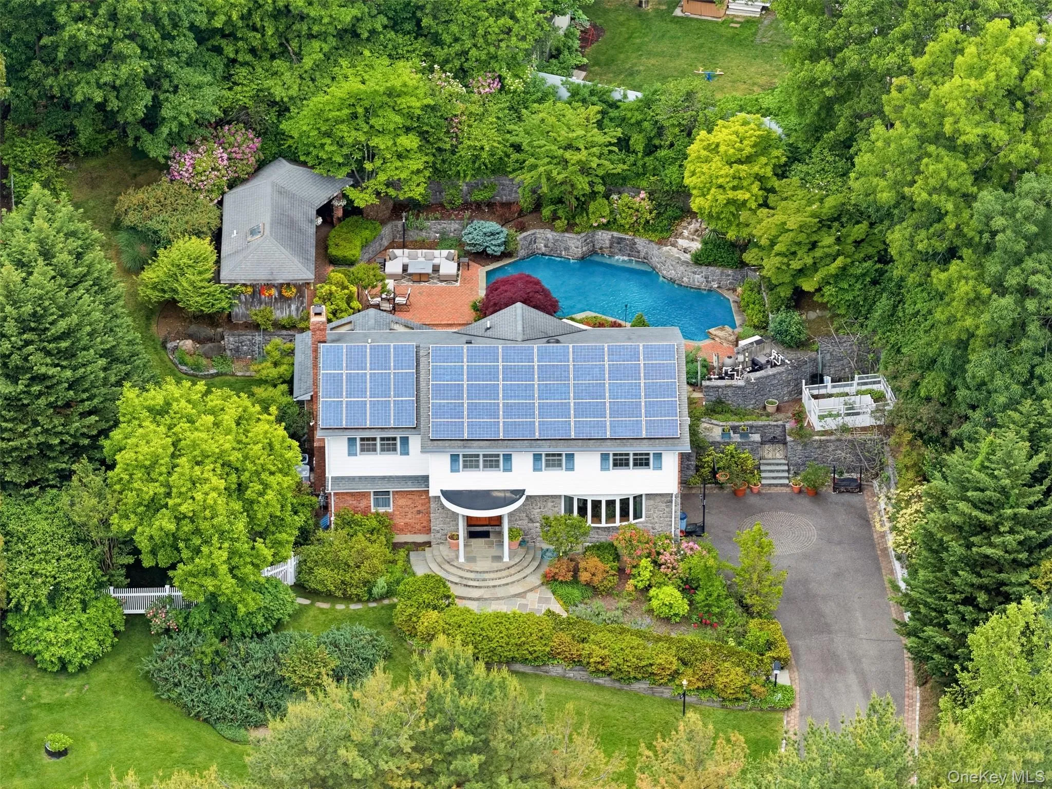 17 Holden Lane, Oyster Bay, NY, 4 Bedrooms Bedrooms, 10 Rooms Rooms,2 BathroomsBathrooms,Residential,For Rent,Holden,0,1012113 17 Holden Lane, Oyster Bay, NY, 4 Bedrooms Bedrooms, 10 Rooms Rooms,2 BathroomsBathrooms,Residential,For Rent,Holden,0,1012113