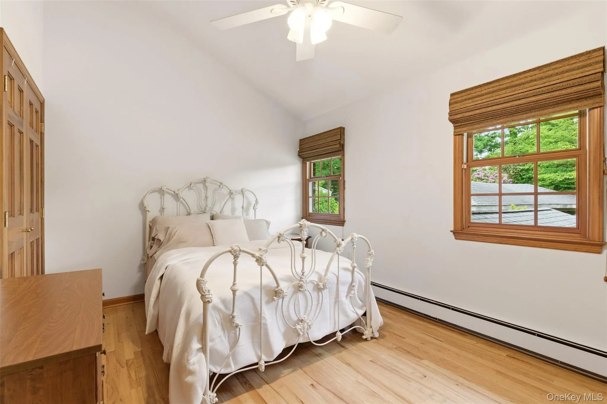 17 Holden Lane, Oyster Bay, NY, 4 Bedrooms Bedrooms, 10 Rooms Rooms,2 BathroomsBathrooms,Residential,For Rent,Holden,0,1012113 17 Holden Lane, Oyster Bay, NY, 4 Bedrooms Bedrooms, 10 Rooms Rooms,2 BathroomsBathrooms,Residential,For Rent,Holden,0,1012113