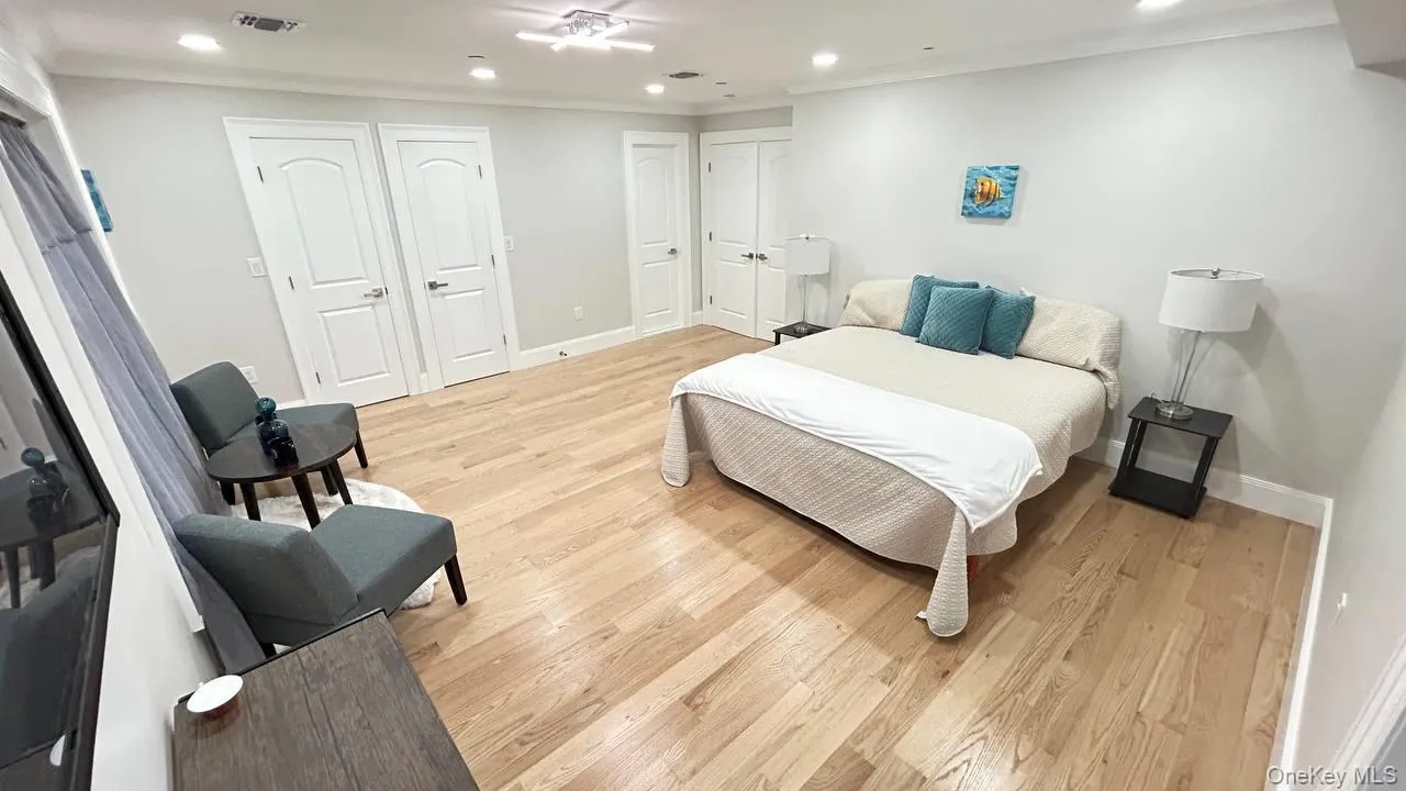 2450 Florin Court, Hempstead, NY, 5 Bedrooms Bedrooms, 12 Rooms Rooms,3 BathroomsBathrooms,Residential,For Rent,Florin,0,1012114 2450 Florin Court, Hempstead, NY, 5 Bedrooms Bedrooms, 12 Rooms Rooms,3 BathroomsBathrooms,Residential,For Rent,Florin,0,1012114