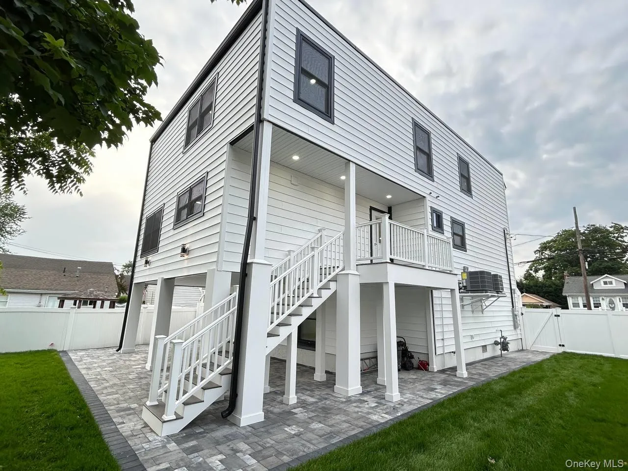 2450 Florin Court, Hempstead, NY, 5 Bedrooms Bedrooms, 12 Rooms Rooms,3 BathroomsBathrooms,Residential,For Rent,Florin,0,1012114 2450 Florin Court, Hempstead, NY, 5 Bedrooms Bedrooms, 12 Rooms Rooms,3 BathroomsBathrooms,Residential,For Rent,Florin,0,1012114