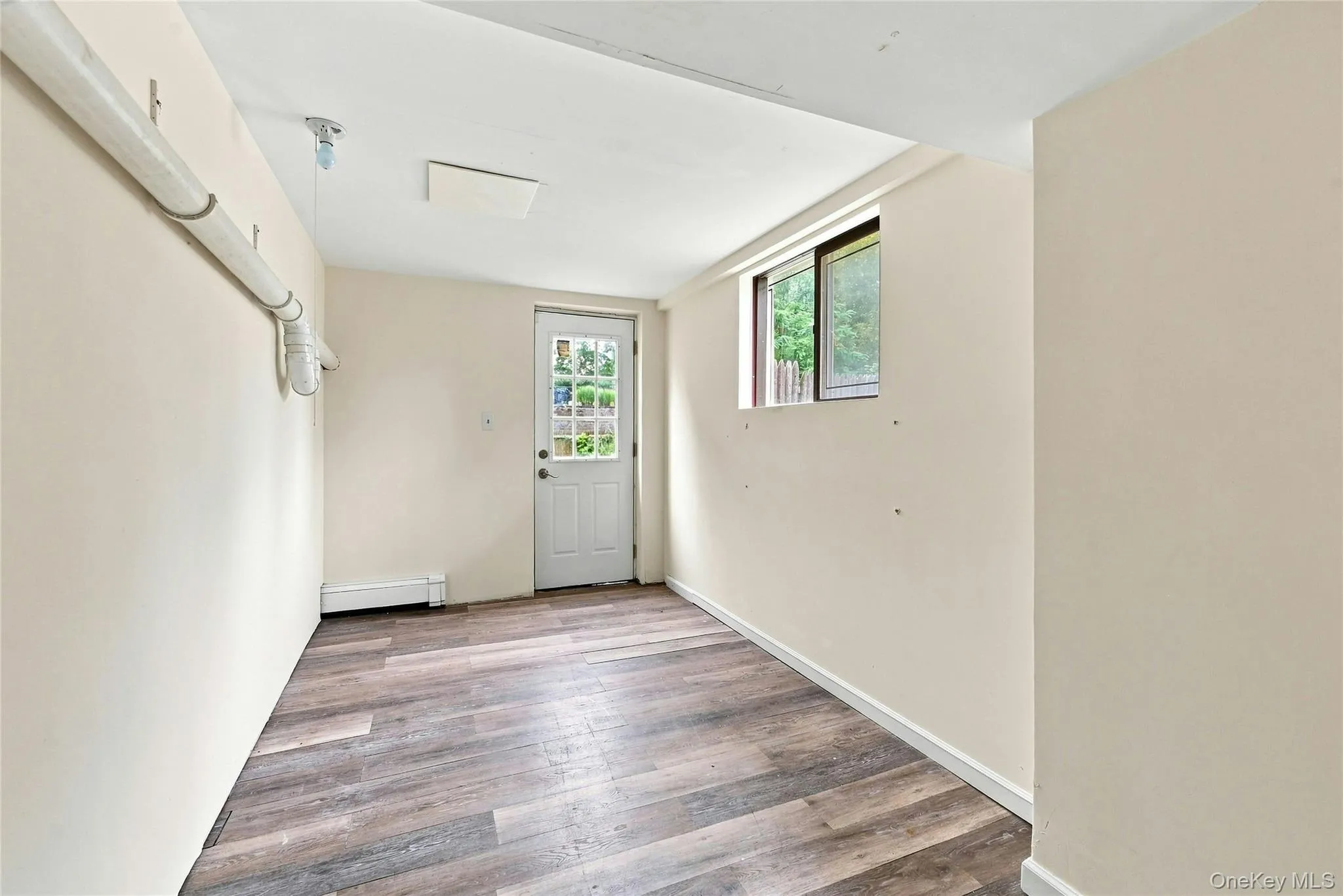 6 Winfield Drive, Brookhaven, NY, 3 Bedrooms Bedrooms, 8 Rooms Rooms,2 BathroomsBathrooms,Residential,For Rent,Winfield,0,1012115 6 Winfield Drive, Brookhaven, NY, 3 Bedrooms Bedrooms, 8 Rooms Rooms,2 BathroomsBathrooms,Residential,For Rent,Winfield,0,1012115