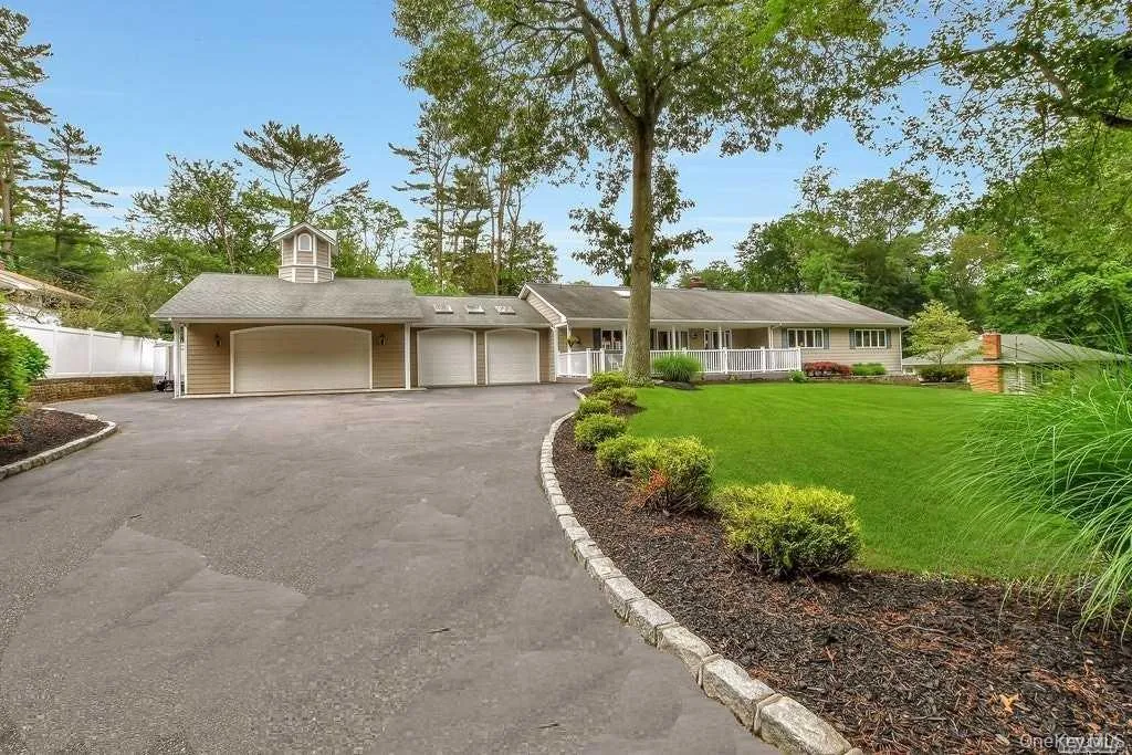 6 Winfield Drive, Brookhaven, NY, 3 Bedrooms Bedrooms, 8 Rooms Rooms,2 BathroomsBathrooms,Residential,For Rent,Winfield,0,1012115 6 Winfield Drive, Brookhaven, NY, 3 Bedrooms Bedrooms, 8 Rooms Rooms,2 BathroomsBathrooms,Residential,For Rent,Winfield,0,1012115