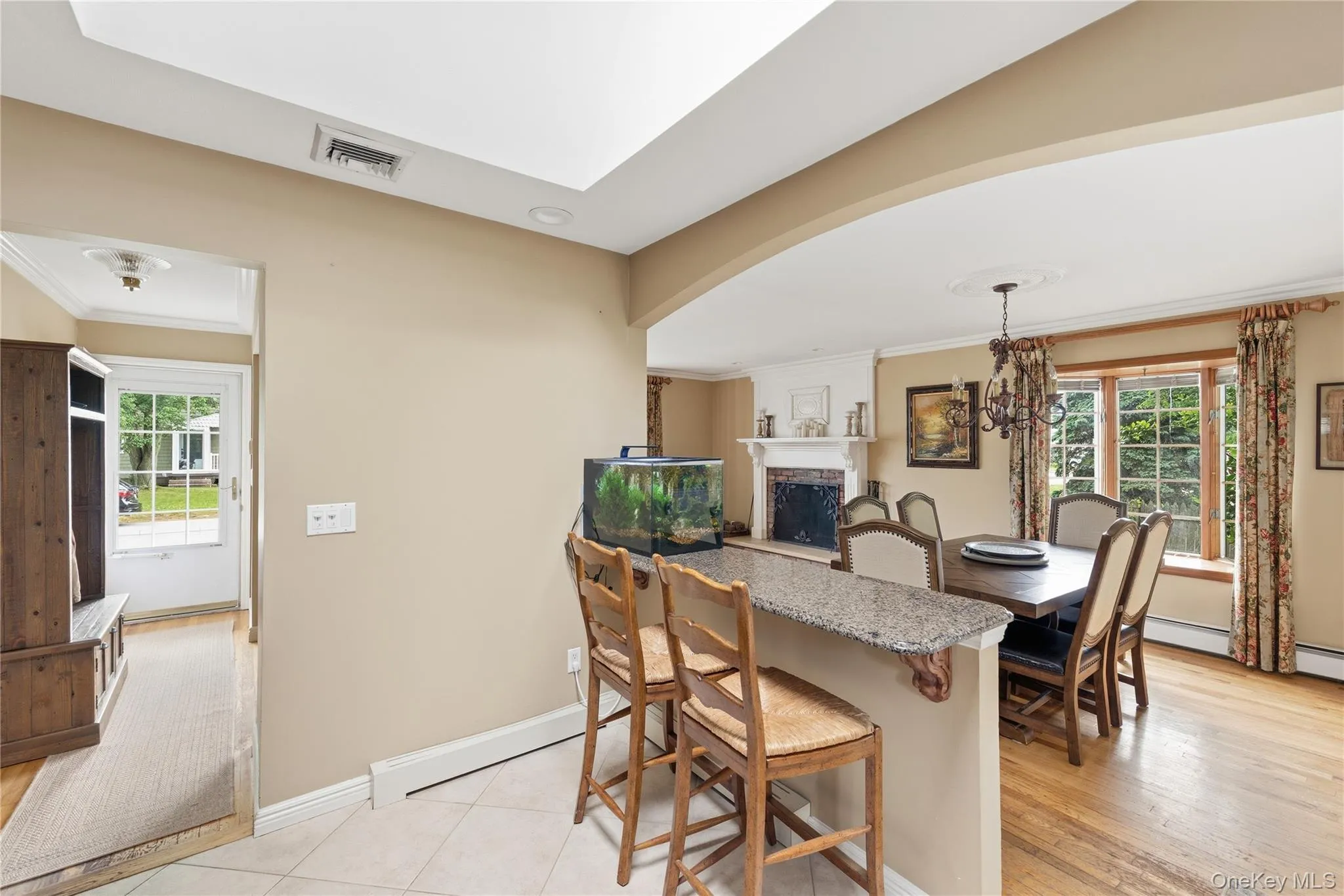 350 Columbus Avenue, West Babylon, NY, 3 Bedrooms Bedrooms, 6 Rooms Rooms,1 BathroomBathrooms,Residential,For Rent,Columbus,0,1012119 350 Columbus Avenue, West Babylon, NY, 3 Bedrooms Bedrooms, 6 Rooms Rooms,1 BathroomBathrooms,Residential,For Rent,Columbus,0,1012119