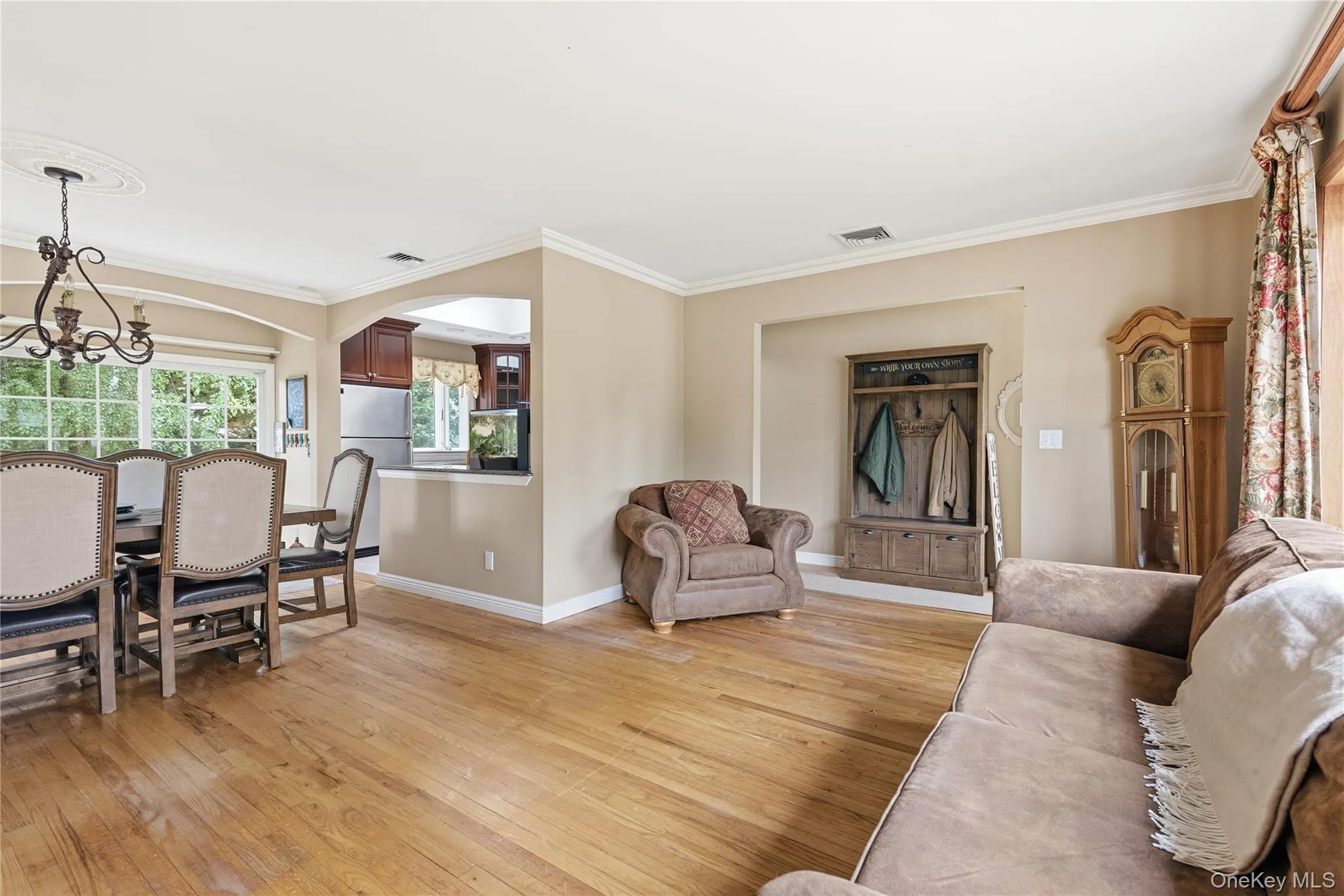 350 Columbus Avenue, West Babylon, NY, 3 Bedrooms Bedrooms, 6 Rooms Rooms,1 BathroomBathrooms,Residential,For Rent,Columbus,0,1012119 350 Columbus Avenue, West Babylon, NY, 3 Bedrooms Bedrooms, 6 Rooms Rooms,1 BathroomBathrooms,Residential,For Rent,Columbus,0,1012119