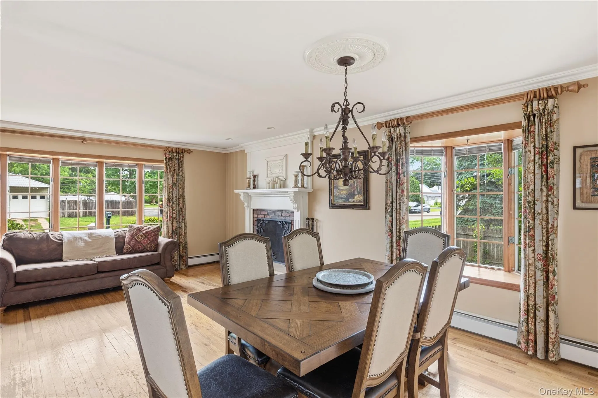 350 Columbus Avenue, West Babylon, NY, 3 Bedrooms Bedrooms, 6 Rooms Rooms,1 BathroomBathrooms,Residential,For Rent,Columbus,0,1012119 350 Columbus Avenue, West Babylon, NY, 3 Bedrooms Bedrooms, 6 Rooms Rooms,1 BathroomBathrooms,Residential,For Rent,Columbus,0,1012119