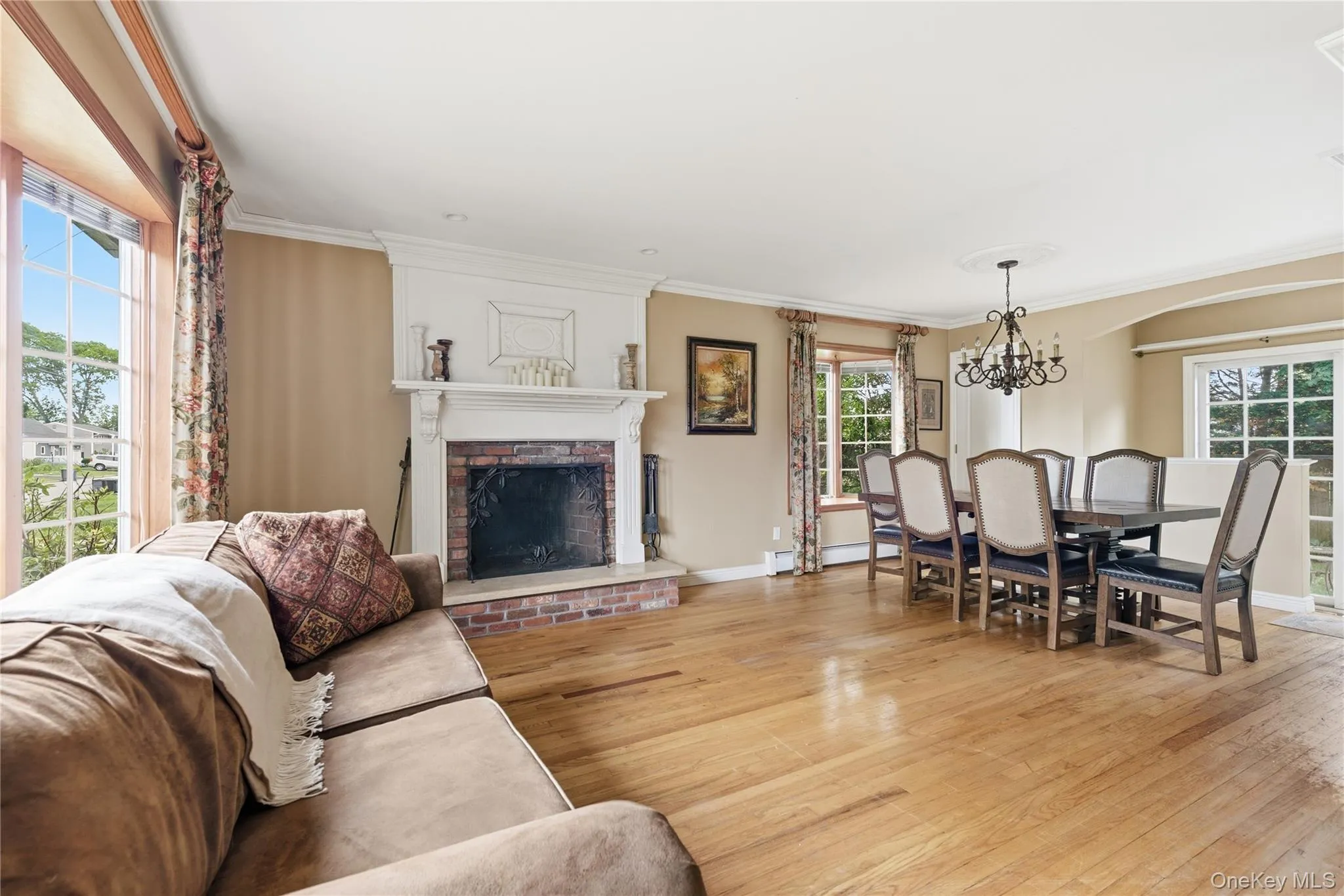 350 Columbus Avenue, West Babylon, NY, 3 Bedrooms Bedrooms, 6 Rooms Rooms,1 BathroomBathrooms,Residential,For Rent,Columbus,0,1012119 350 Columbus Avenue, West Babylon, NY, 3 Bedrooms Bedrooms, 6 Rooms Rooms,1 BathroomBathrooms,Residential,For Rent,Columbus,0,1012119