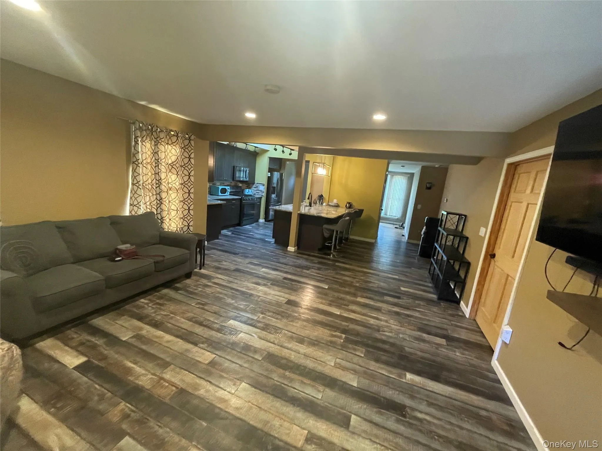 2706 Route 6, Wawayanda, NY, 2 Bedrooms Bedrooms, 6 Rooms Rooms,2 BathroomsBathrooms,Residential,For Rent,Route 6,0,1012124 2706 Route 6, Wawayanda, NY, 2 Bedrooms Bedrooms, 6 Rooms Rooms,2 BathroomsBathrooms,Residential,For Rent,Route 6,0,1012124