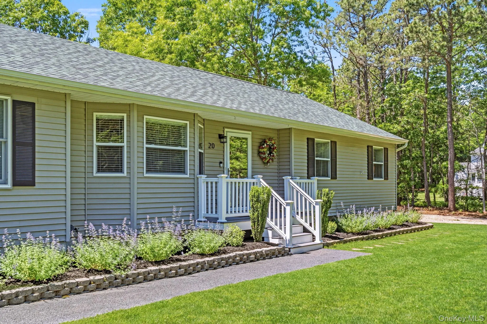 20 Charter Court, Brookhaven, NY, 4 Bedrooms Bedrooms, 10 Rooms Rooms,3 BathroomsBathrooms,Residential,For Rent,Charter,0,1012126 20 Charter Court, Brookhaven, NY, 4 Bedrooms Bedrooms, 10 Rooms Rooms,3 BathroomsBathrooms,Residential,For Rent,Charter,0,1012126