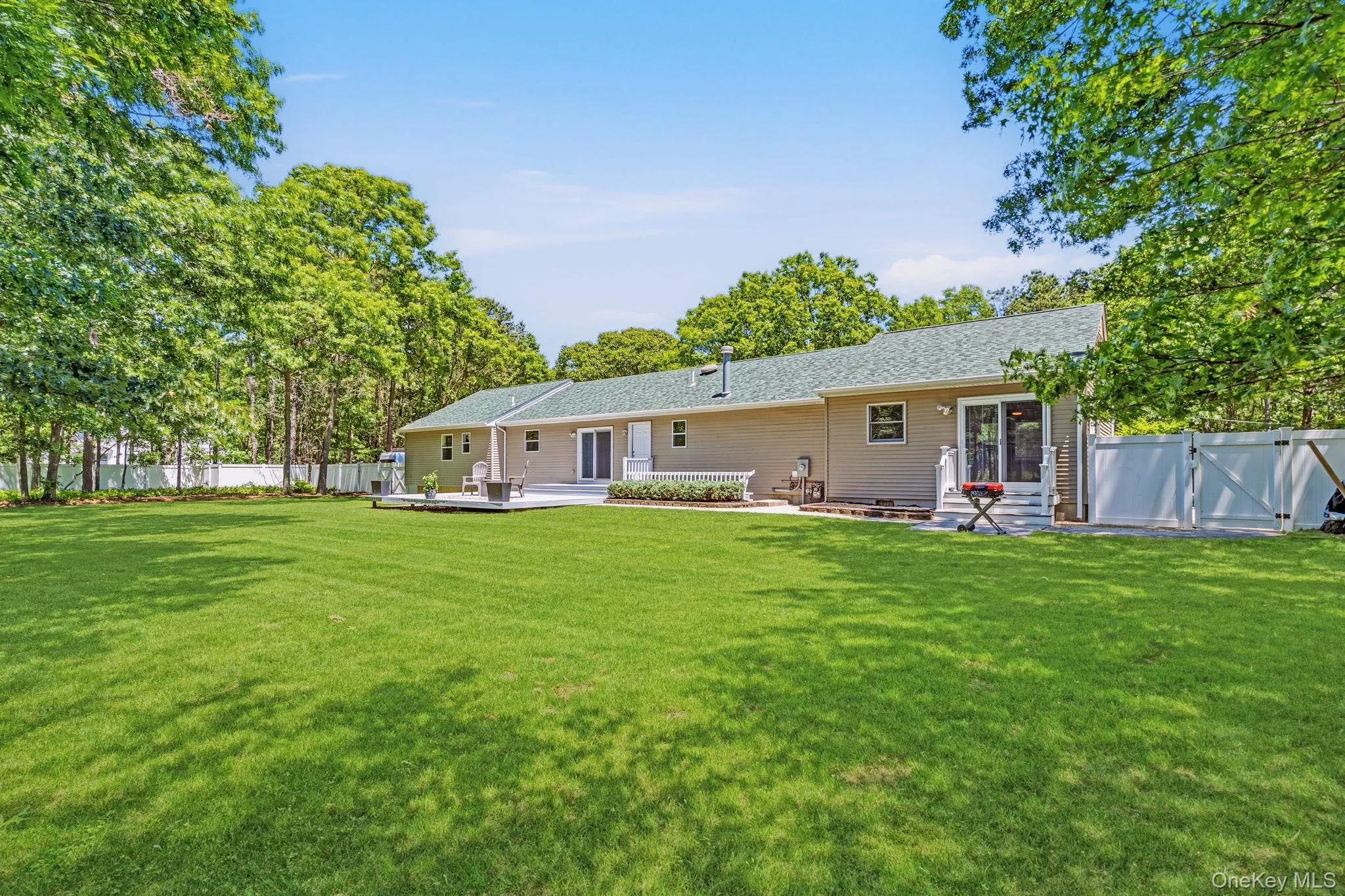 20 Charter Court, Brookhaven, NY, 4 Bedrooms Bedrooms, 10 Rooms Rooms,3 BathroomsBathrooms,Residential,For Rent,Charter,0,1012126 20 Charter Court, Brookhaven, NY, 4 Bedrooms Bedrooms, 10 Rooms Rooms,3 BathroomsBathrooms,Residential,For Rent,Charter,0,1012126