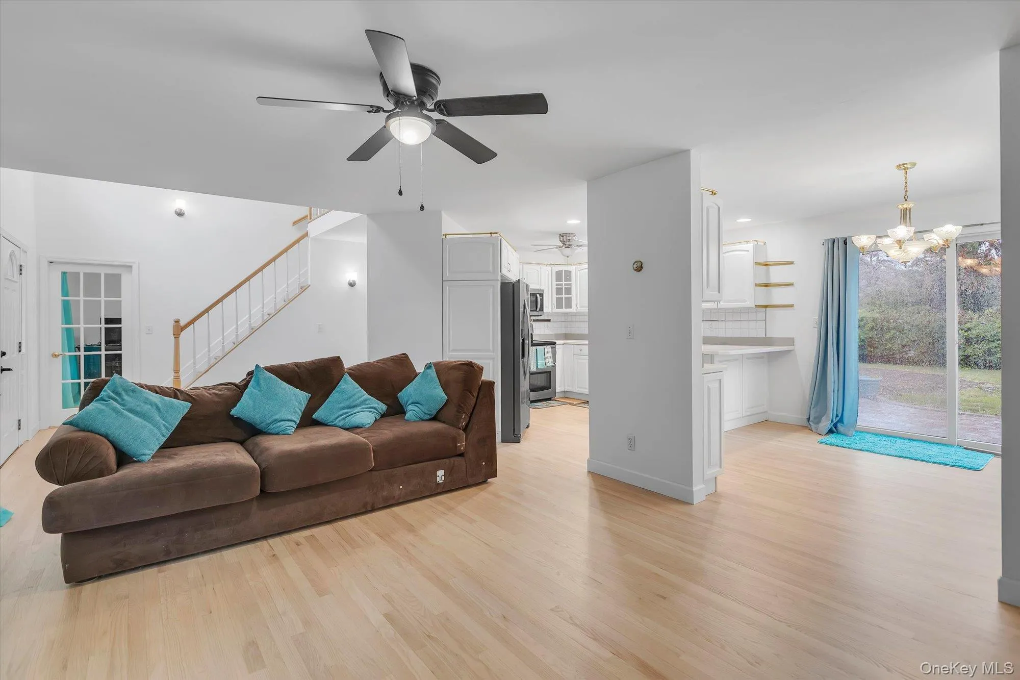 47 Wendy Drive, Brookhaven, NY, 3 Bedrooms Bedrooms, 8 Rooms Rooms,2 BathroomsBathrooms,Residential,For Rent,Wendy,0,1012137 47 Wendy Drive, Brookhaven, NY, 3 Bedrooms Bedrooms, 8 Rooms Rooms,2 BathroomsBathrooms,Residential,For Rent,Wendy,0,1012137