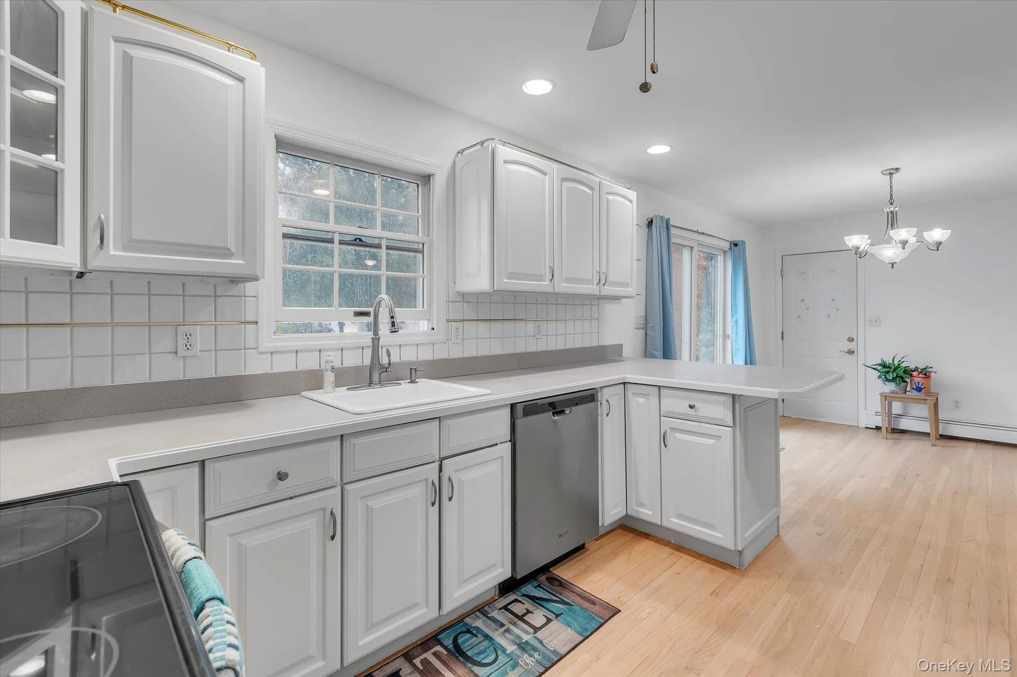 47 Wendy Drive, Brookhaven, NY, 3 Bedrooms Bedrooms, 8 Rooms Rooms,2 BathroomsBathrooms,Residential,For Rent,Wendy,0,1012137 47 Wendy Drive, Brookhaven, NY, 3 Bedrooms Bedrooms, 8 Rooms Rooms,2 BathroomsBathrooms,Residential,For Rent,Wendy,0,1012137
