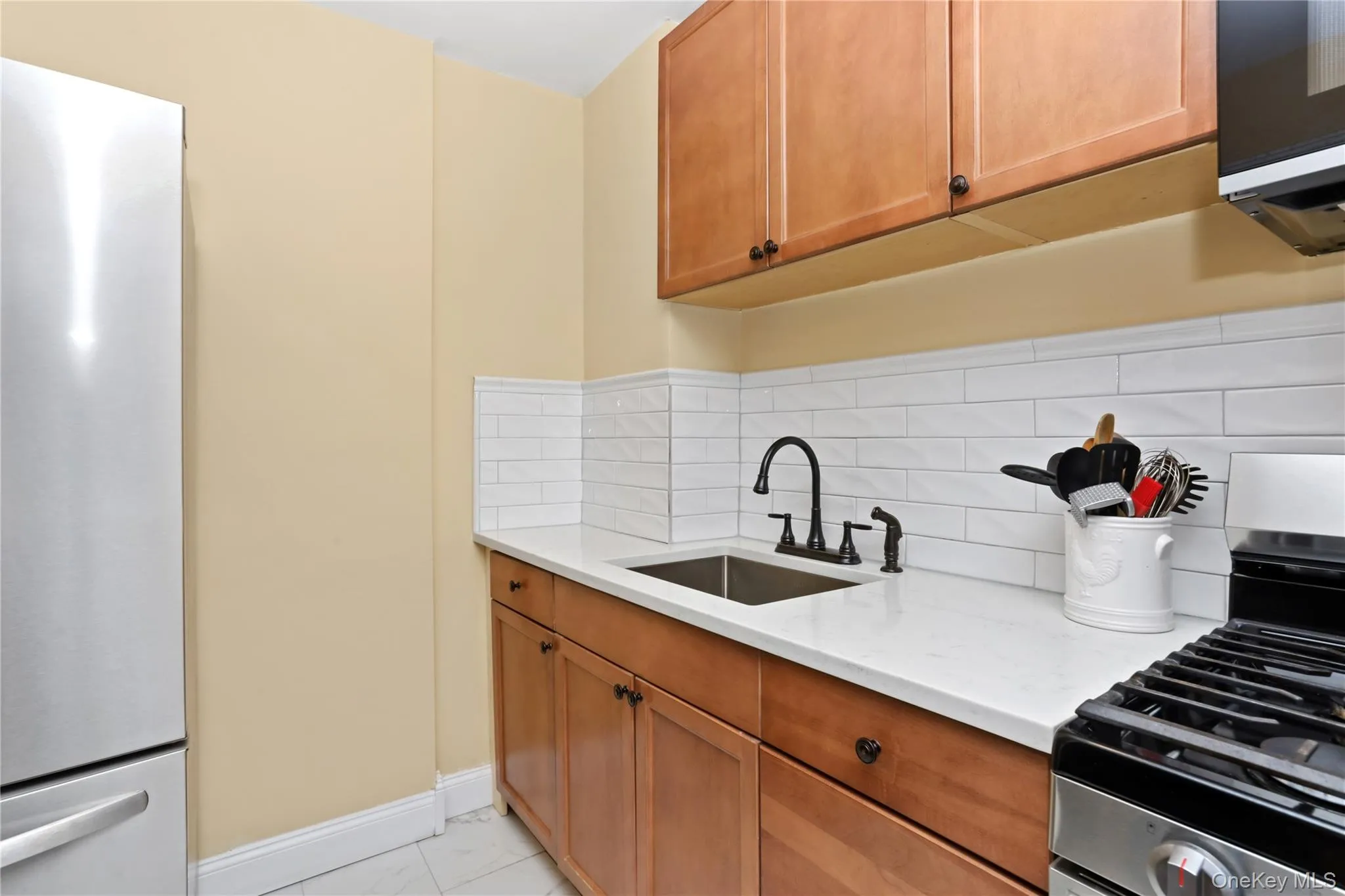 73 Broadway, Mount Pleasant, NY, 2 Bedrooms Bedrooms, 4 Rooms Rooms,1 BathroomBathrooms,Residential,For Rent,Broadway,0,1012138 73 Broadway, Mount Pleasant, NY, 2 Bedrooms Bedrooms, 4 Rooms Rooms,1 BathroomBathrooms,Residential,For Rent,Broadway,0,1012138