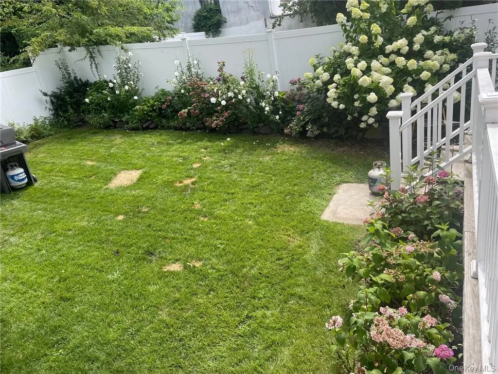 39 Riverside Avenue, Cortlandt, NY, 2 Bedrooms Bedrooms, 6 Rooms Rooms,1 BathroomBathrooms,Residential Lease,For Rent,Riverside,0,1012140 39 Riverside Avenue, Cortlandt, NY, 2 Bedrooms Bedrooms, 6 Rooms Rooms,1 BathroomBathrooms,Residential Lease,For Rent,Riverside,0,1012140
