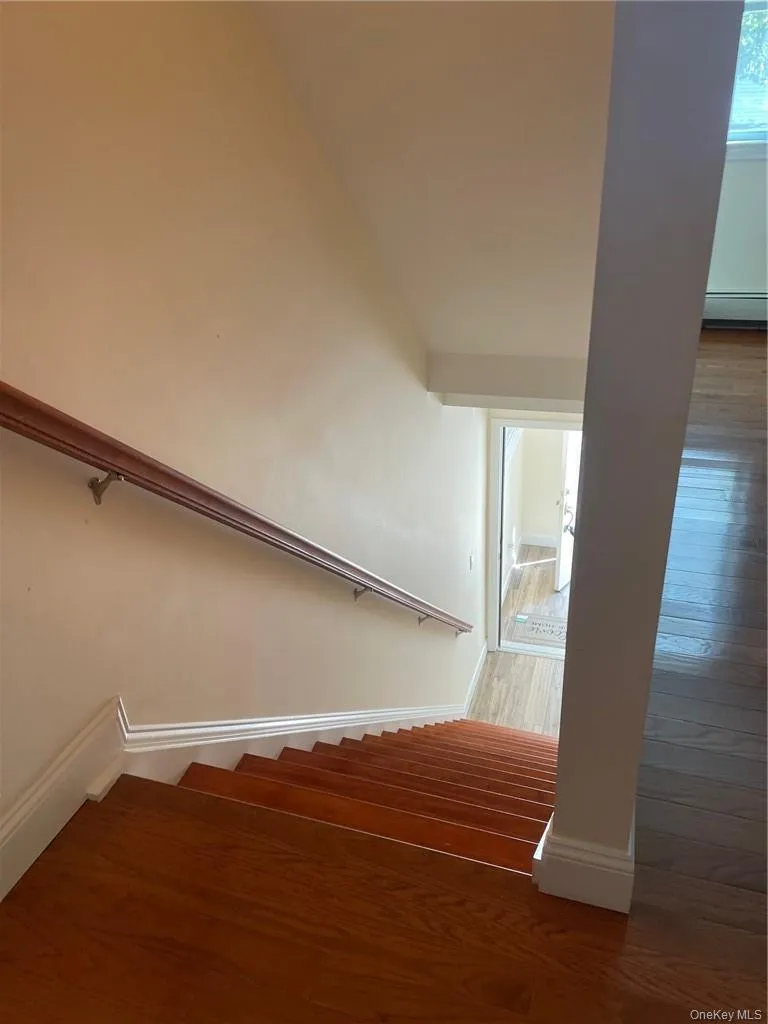 39 Riverside Avenue, Cortlandt, NY, 2 Bedrooms Bedrooms, 6 Rooms Rooms,1 BathroomBathrooms,Residential Lease,For Rent,Riverside,0,1012140 39 Riverside Avenue, Cortlandt, NY, 2 Bedrooms Bedrooms, 6 Rooms Rooms,1 BathroomBathrooms,Residential Lease,For Rent,Riverside,0,1012140