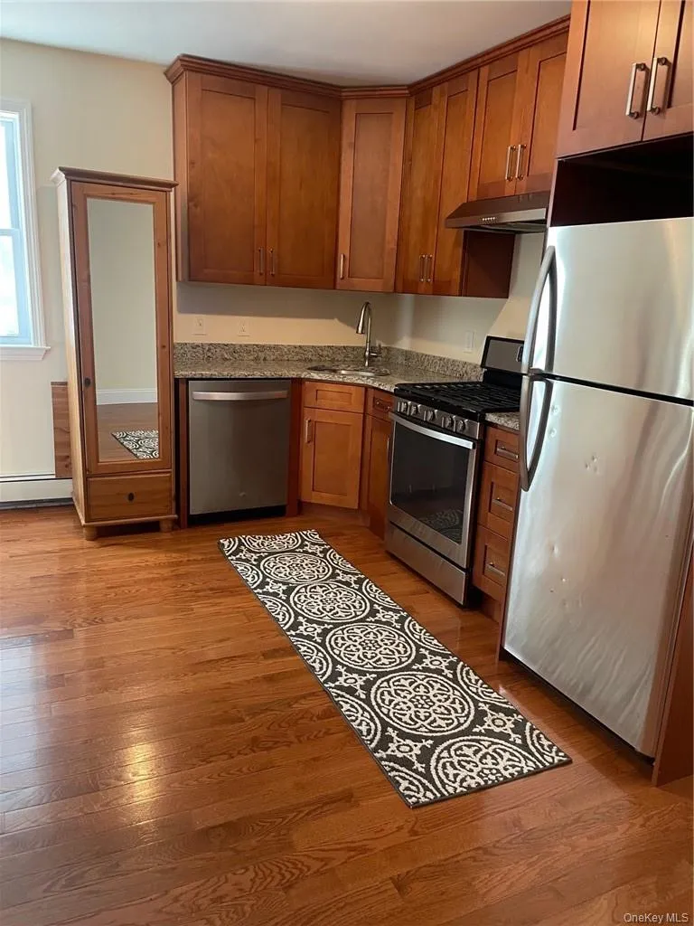 39 Riverside Avenue, Cortlandt, NY, 2 Bedrooms Bedrooms, 6 Rooms Rooms,1 BathroomBathrooms,Residential Lease,For Rent,Riverside,0,1012140 39 Riverside Avenue, Cortlandt, NY, 2 Bedrooms Bedrooms, 6 Rooms Rooms,1 BathroomBathrooms,Residential Lease,For Rent,Riverside,0,1012140
