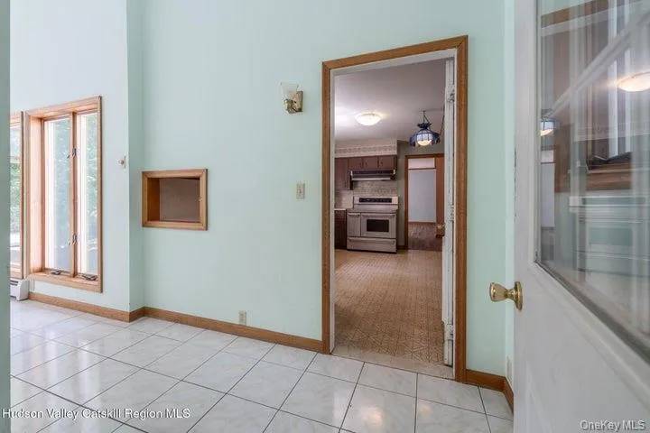 154 Marius Street, Kingston, NY, 3 Bedrooms Bedrooms, 7 Rooms Rooms,1 BathroomBathrooms,Residential,For Rent,Marius,0,1012143 154 Marius Street, Kingston, NY, 3 Bedrooms Bedrooms, 7 Rooms Rooms,1 BathroomBathrooms,Residential,For Rent,Marius,0,1012143