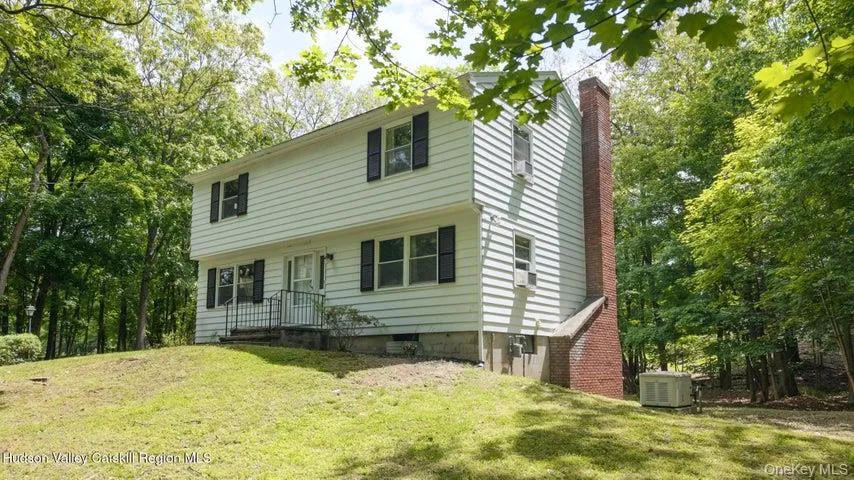 154 Marius Street, Kingston, NY, 3 Bedrooms Bedrooms, 7 Rooms Rooms,1 BathroomBathrooms,Residential,For Rent,Marius,0,1012143 154 Marius Street, Kingston, NY, 3 Bedrooms Bedrooms, 7 Rooms Rooms,1 BathroomBathrooms,Residential,For Rent,Marius,0,1012143