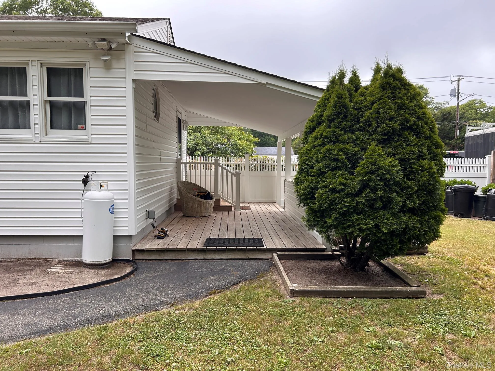 152 Grand Avenue, Brookhaven, NY, 3 Bedrooms Bedrooms, 6 Rooms Rooms,1 BathroomBathrooms,Residential,For Rent,Grand,0,1012144 152 Grand Avenue, Brookhaven, NY, 3 Bedrooms Bedrooms, 6 Rooms Rooms,1 BathroomBathrooms,Residential,For Rent,Grand,0,1012144