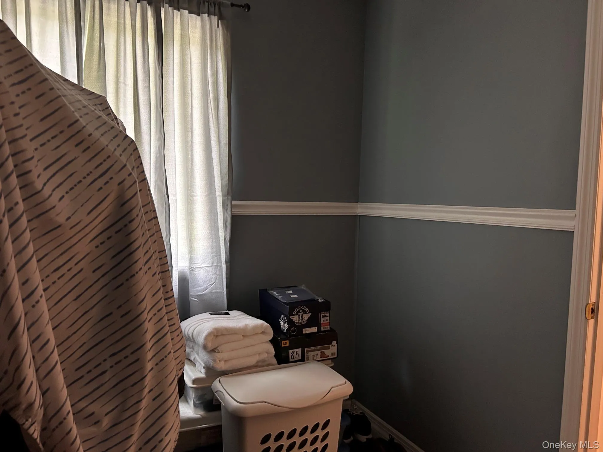 152 Grand Avenue, Brookhaven, NY, 3 Bedrooms Bedrooms, 6 Rooms Rooms,1 BathroomBathrooms,Residential,For Rent,Grand,0,1012144 152 Grand Avenue, Brookhaven, NY, 3 Bedrooms Bedrooms, 6 Rooms Rooms,1 BathroomBathrooms,Residential,For Rent,Grand,0,1012144