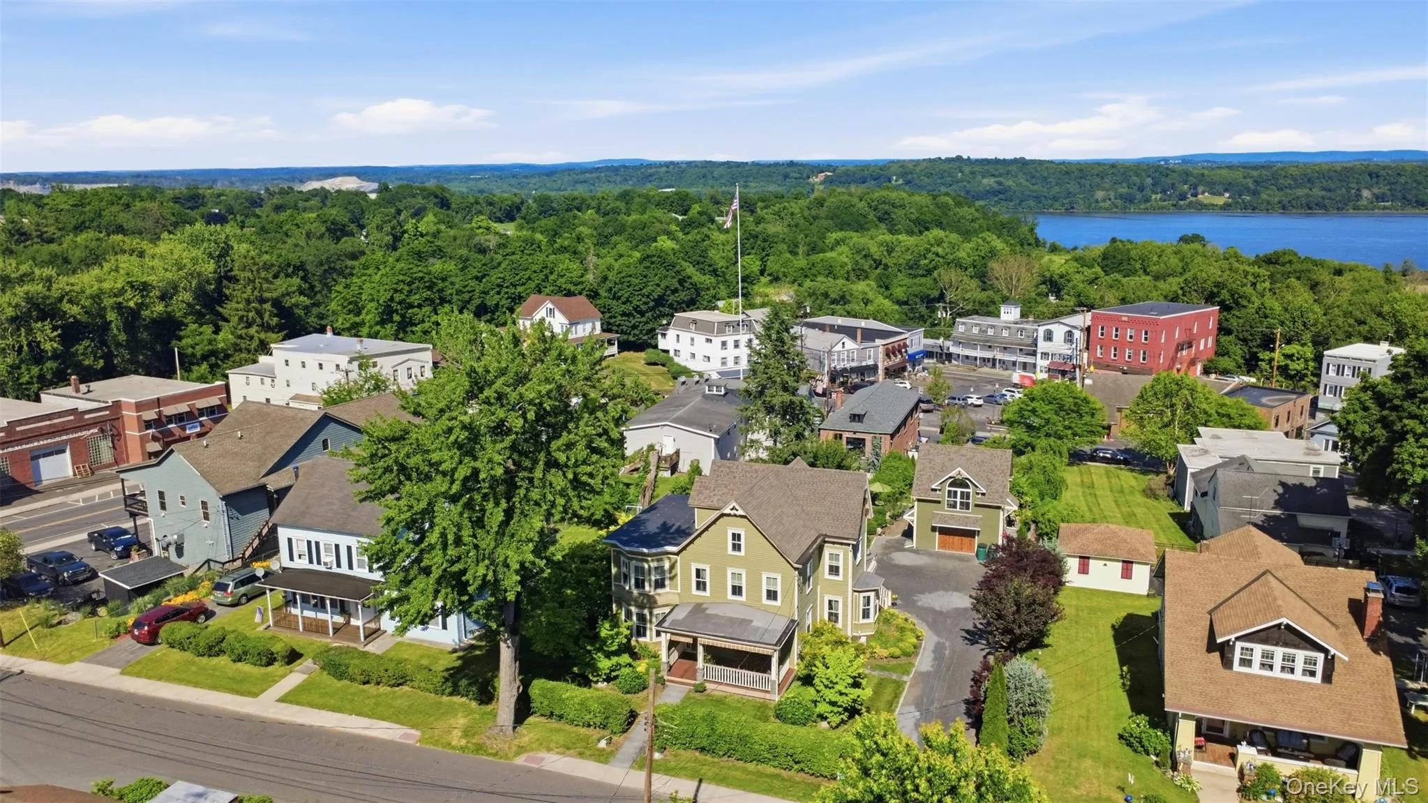 5 West Street, Marlboro, NY, 5 Bedrooms Bedrooms, 9 Rooms Rooms,5 BathroomsBathrooms,Residential,For Rent,West,0,1012150 5 West Street, Marlboro, NY, 5 Bedrooms Bedrooms, 9 Rooms Rooms,5 BathroomsBathrooms,Residential,For Rent,West,0,1012150