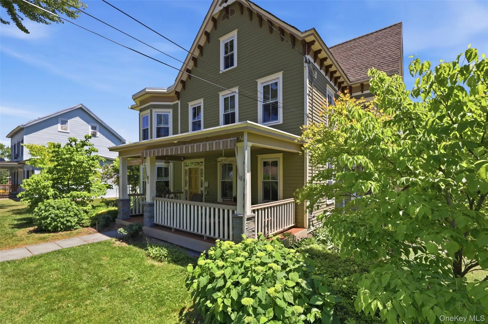 5 West Street, Marlboro, NY, 5 Bedrooms Bedrooms, 9 Rooms Rooms,5 BathroomsBathrooms,Residential,For Rent,West,0,1012150 5 West Street, Marlboro, NY, 5 Bedrooms Bedrooms, 9 Rooms Rooms,5 BathroomsBathrooms,Residential,For Rent,West,0,1012150