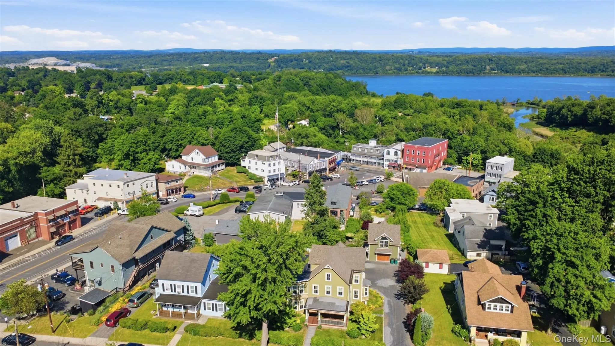 5 West Street, Marlboro, NY, 5 Bedrooms Bedrooms, 9 Rooms Rooms,5 BathroomsBathrooms,Residential,For Rent,West,0,1012150 5 West Street, Marlboro, NY, 5 Bedrooms Bedrooms, 9 Rooms Rooms,5 BathroomsBathrooms,Residential,For Rent,West,0,1012150