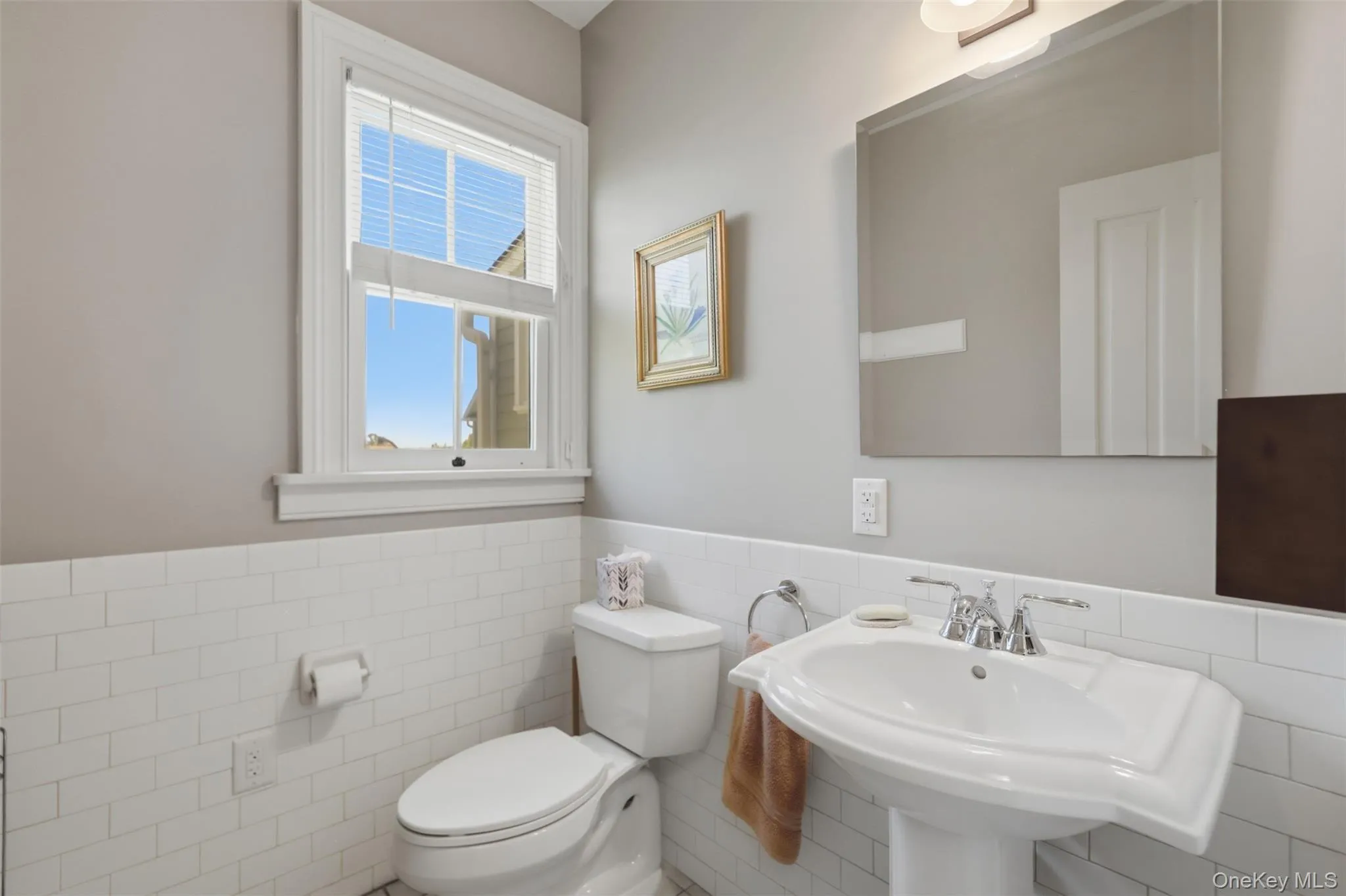 5 West Street, Marlboro, NY, 5 Bedrooms Bedrooms, 9 Rooms Rooms,5 BathroomsBathrooms,Residential,For Rent,West,0,1012150 5 West Street, Marlboro, NY, 5 Bedrooms Bedrooms, 9 Rooms Rooms,5 BathroomsBathrooms,Residential,For Rent,West,0,1012150
