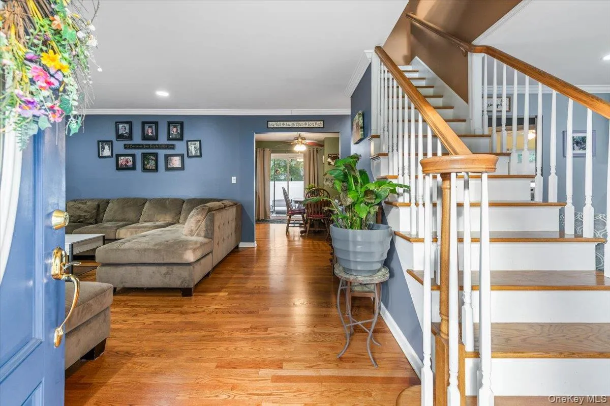 7 Maple Avenue, Brookhaven, NY, 4 Bedrooms Bedrooms, 8 Rooms Rooms,2 BathroomsBathrooms,Residential,For Rent,Maple,0,1012152 7 Maple Avenue, Brookhaven, NY, 4 Bedrooms Bedrooms, 8 Rooms Rooms,2 BathroomsBathrooms,Residential,For Rent,Maple,0,1012152