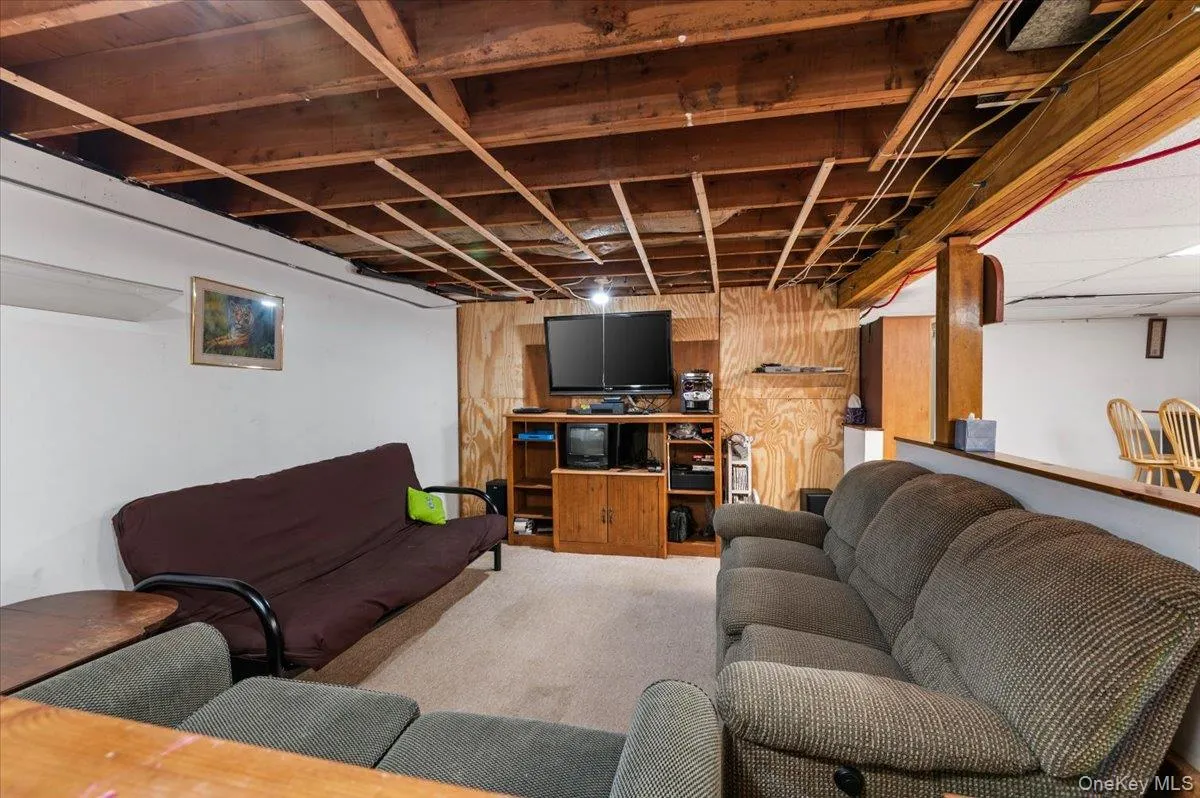 7 Maple Avenue, Brookhaven, NY, 4 Bedrooms Bedrooms, 8 Rooms Rooms,2 BathroomsBathrooms,Residential,For Rent,Maple,0,1012152 7 Maple Avenue, Brookhaven, NY, 4 Bedrooms Bedrooms, 8 Rooms Rooms,2 BathroomsBathrooms,Residential,For Rent,Maple,0,1012152