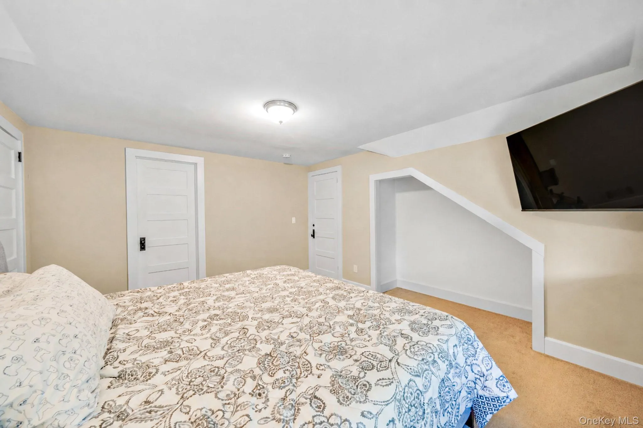 54 Division Avenue, Islip, NY, 5 Bedrooms Bedrooms, 10 Rooms Rooms,2 BathroomsBathrooms,Residential,For Rent,Division,0,KEY1012153 54 Division Avenue, Islip, NY, 5 Bedrooms Bedrooms, 10 Rooms Rooms,2 BathroomsBathrooms,Residential,For Rent,Division,0,KEY1012153