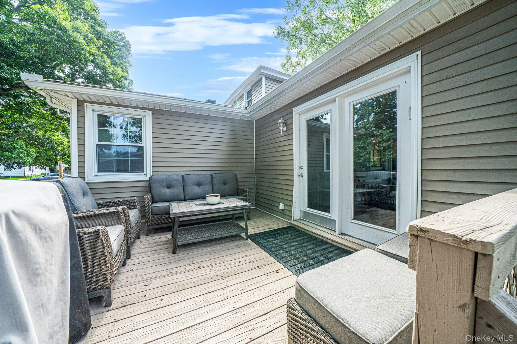 54 Division Avenue, Islip, NY, 5 Bedrooms Bedrooms, 10 Rooms Rooms,2 BathroomsBathrooms,Residential,For Rent,Division,0,KEY1012153 54 Division Avenue, Islip, NY, 5 Bedrooms Bedrooms, 10 Rooms Rooms,2 BathroomsBathrooms,Residential,For Rent,Division,0,KEY1012153
