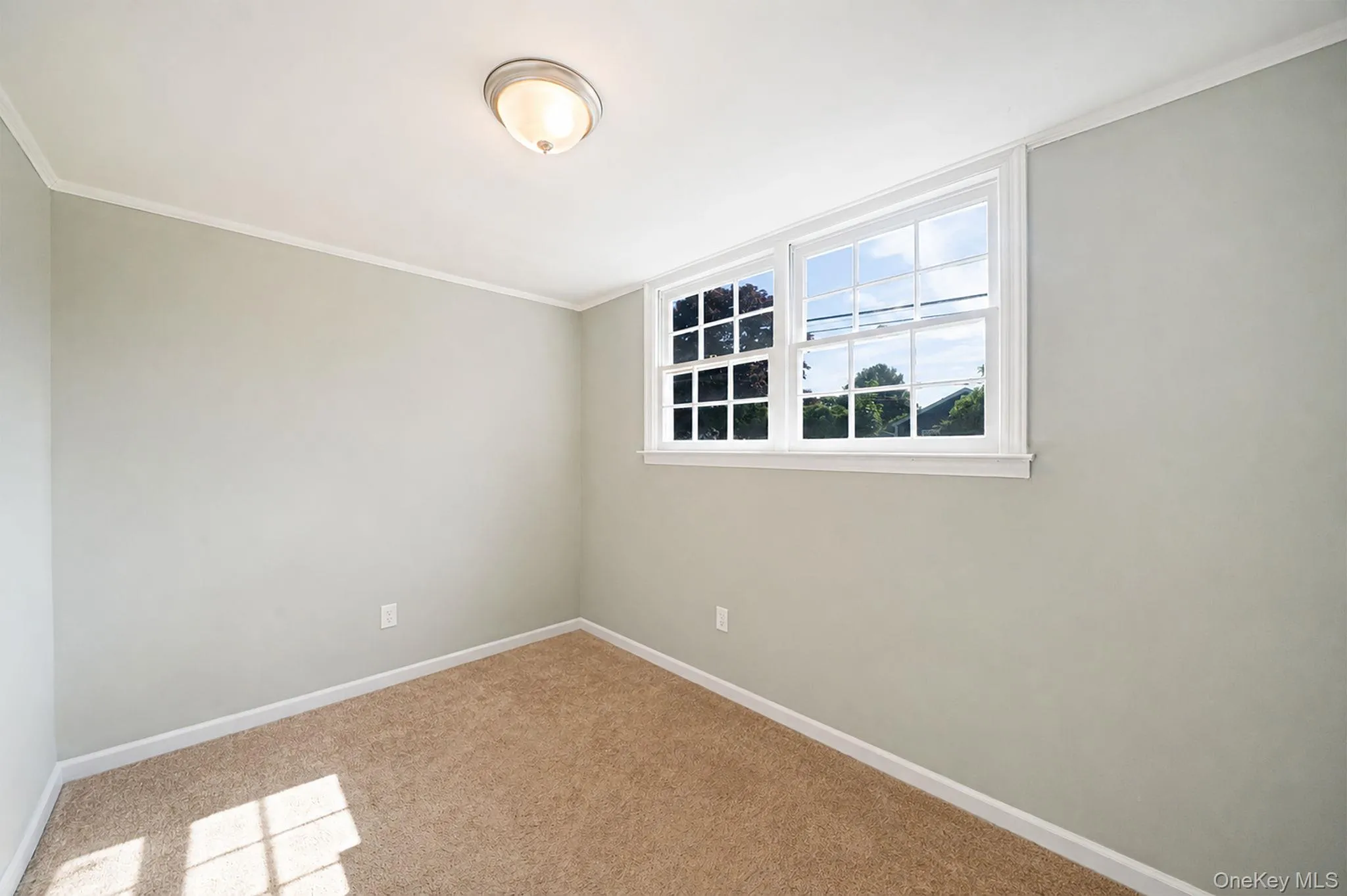 54 Division Avenue, Islip, NY, 5 Bedrooms Bedrooms, 10 Rooms Rooms,2 BathroomsBathrooms,Residential,For Rent,Division,0,KEY1012153 54 Division Avenue, Islip, NY, 5 Bedrooms Bedrooms, 10 Rooms Rooms,2 BathroomsBathrooms,Residential,For Rent,Division,0,KEY1012153