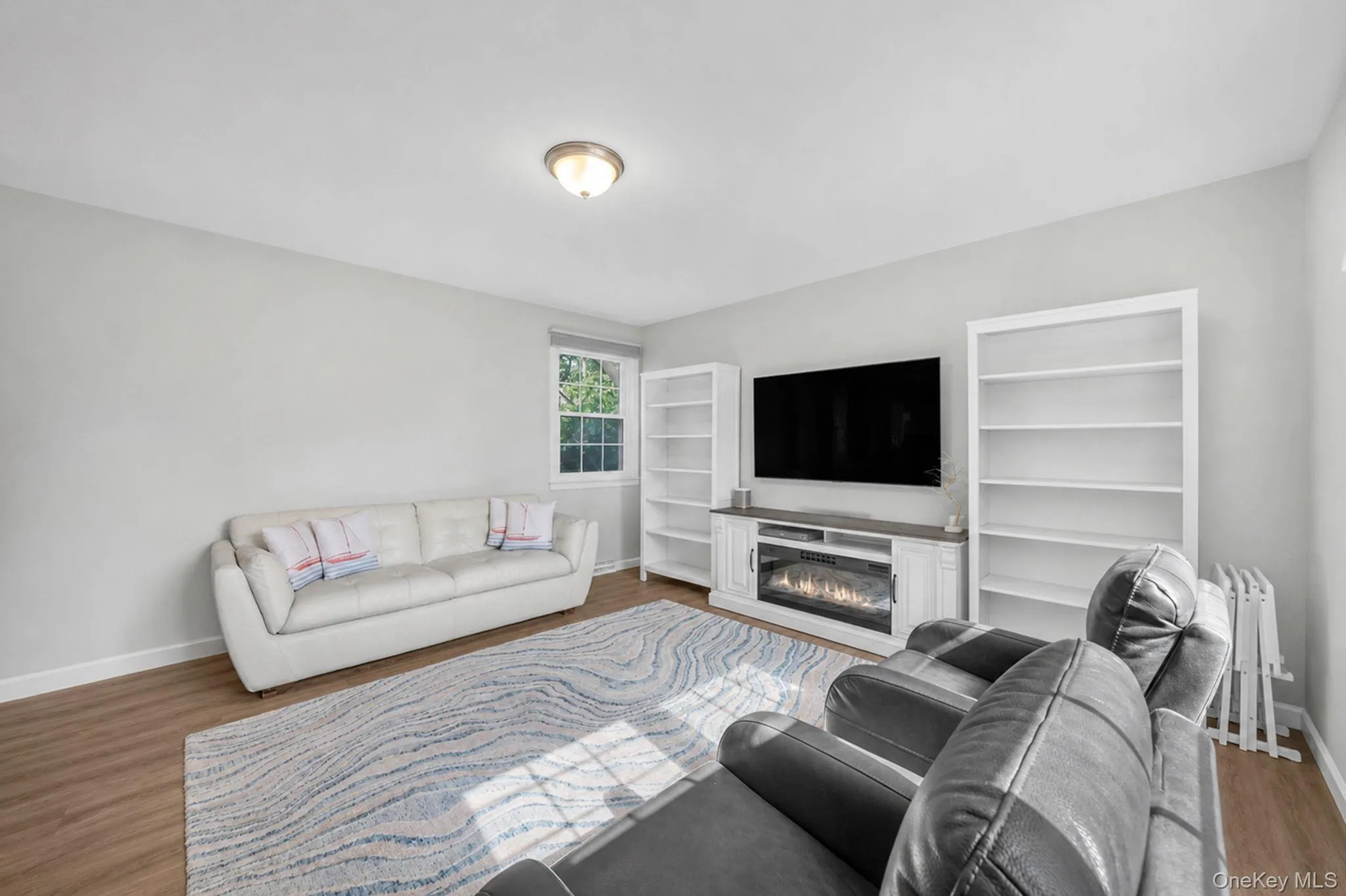 54 Division Avenue, Islip, NY, 5 Bedrooms Bedrooms, 10 Rooms Rooms,2 BathroomsBathrooms,Residential,For Rent,Division,0,KEY1012153 54 Division Avenue, Islip, NY, 5 Bedrooms Bedrooms, 10 Rooms Rooms,2 BathroomsBathrooms,Residential,For Rent,Division,0,KEY1012153