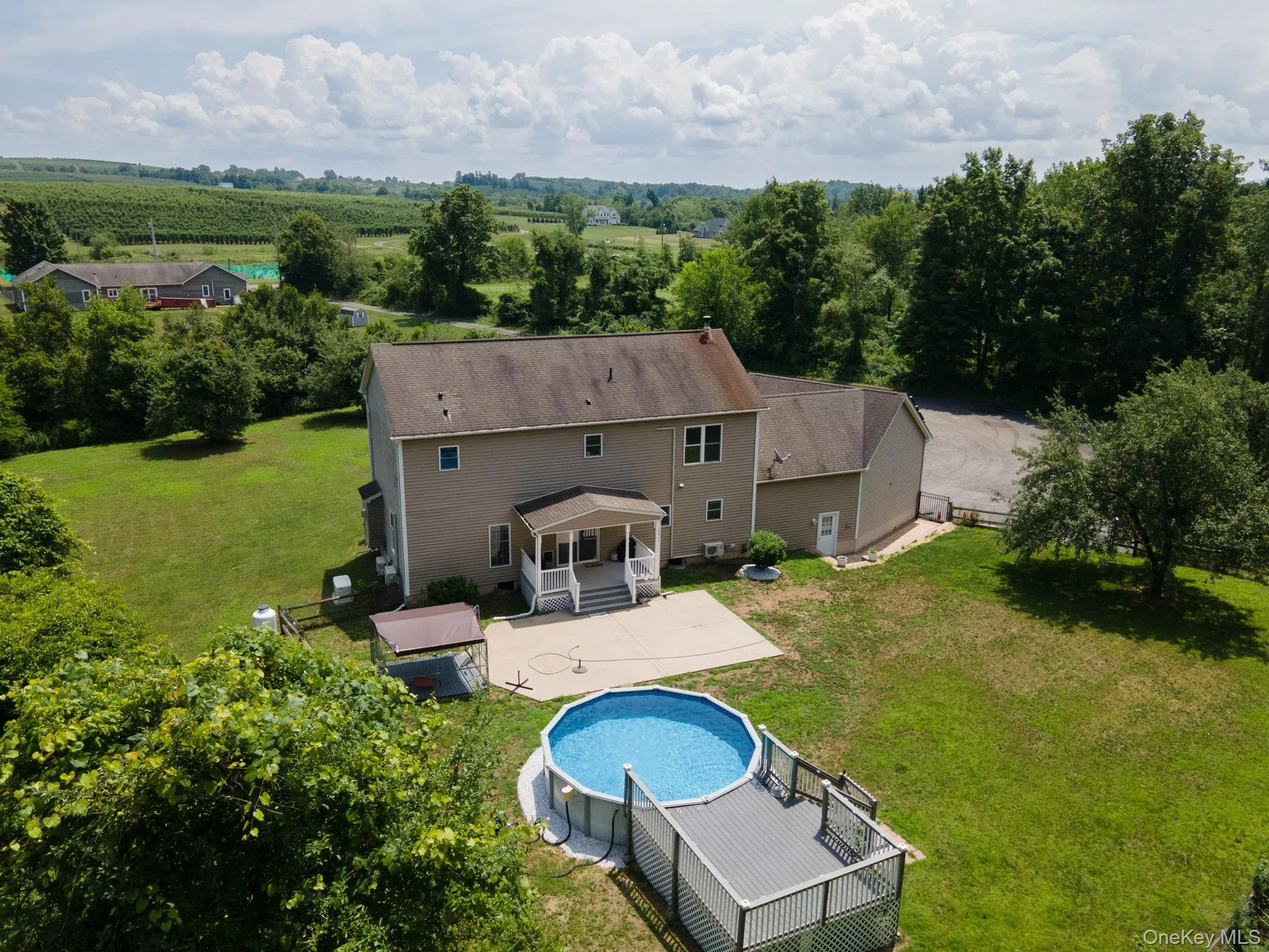 733 Lattintown Road, Marlboro, NY, 4 Bedrooms Bedrooms, 12 Rooms Rooms,2 BathroomsBathrooms,Residential,For Rent,Lattintown,0,1012157 733 Lattintown Road, Marlboro, NY, 4 Bedrooms Bedrooms, 12 Rooms Rooms,2 BathroomsBathrooms,Residential,For Rent,Lattintown,0,1012157