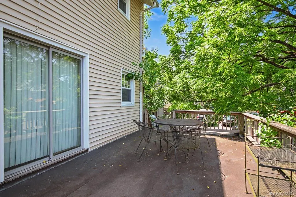 280 Post Road, White Plains, NY, 2 Bedrooms Bedrooms, 5 Rooms Rooms,2 BathroomsBathrooms,Residential,For Rent,Post,0,KEY1012158 280 Post Road, White Plains, NY, 2 Bedrooms Bedrooms, 5 Rooms Rooms,2 BathroomsBathrooms,Residential,For Rent,Post,0,KEY1012158