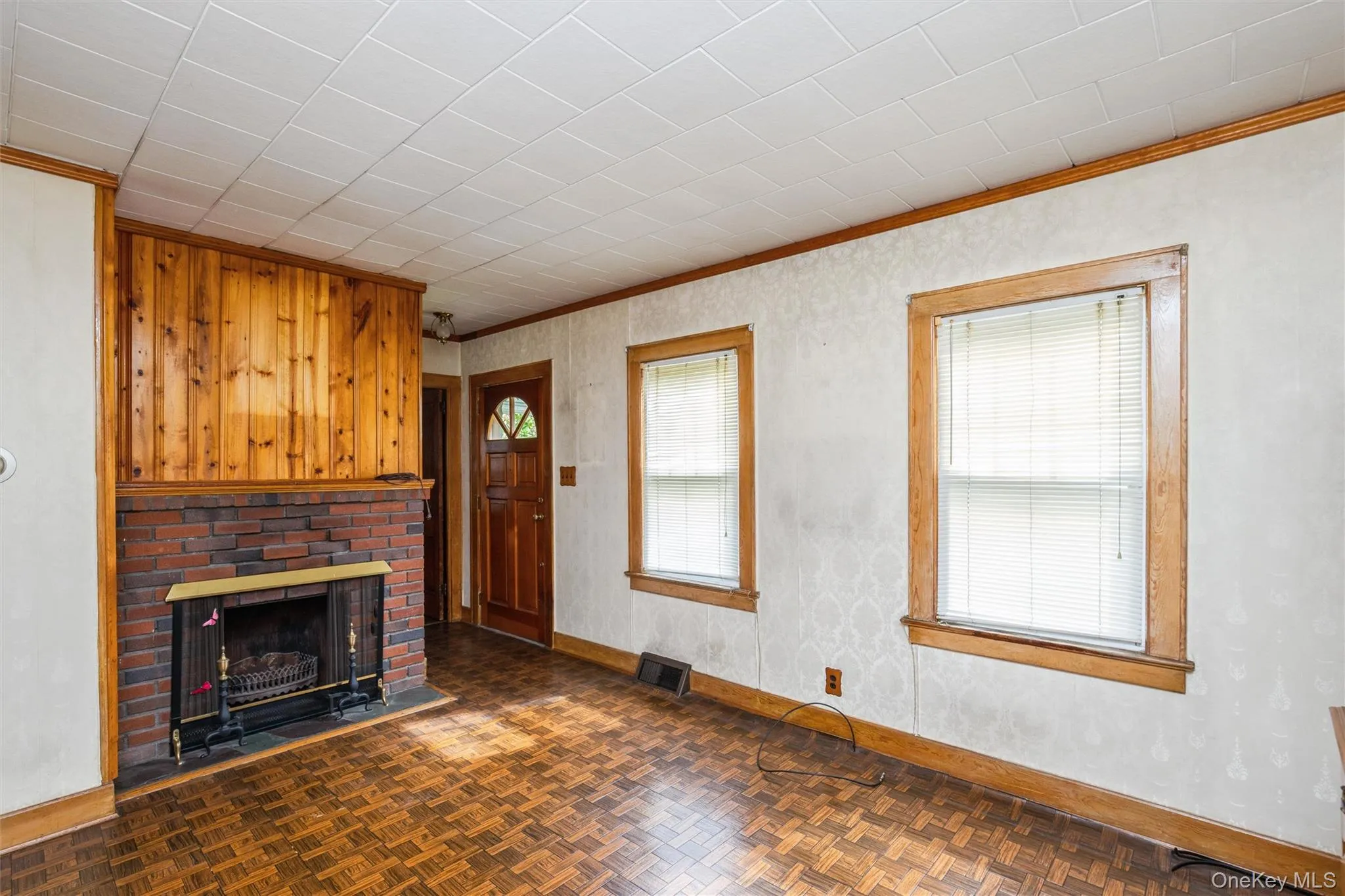 10 Laurel Road, Brookhaven, NY, 4 Bedrooms Bedrooms, 6 Rooms Rooms,1 BathroomBathrooms,Residential,For Rent,Laurel,0,1012159 10 Laurel Road, Brookhaven, NY, 4 Bedrooms Bedrooms, 6 Rooms Rooms,1 BathroomBathrooms,Residential,For Rent,Laurel,0,1012159