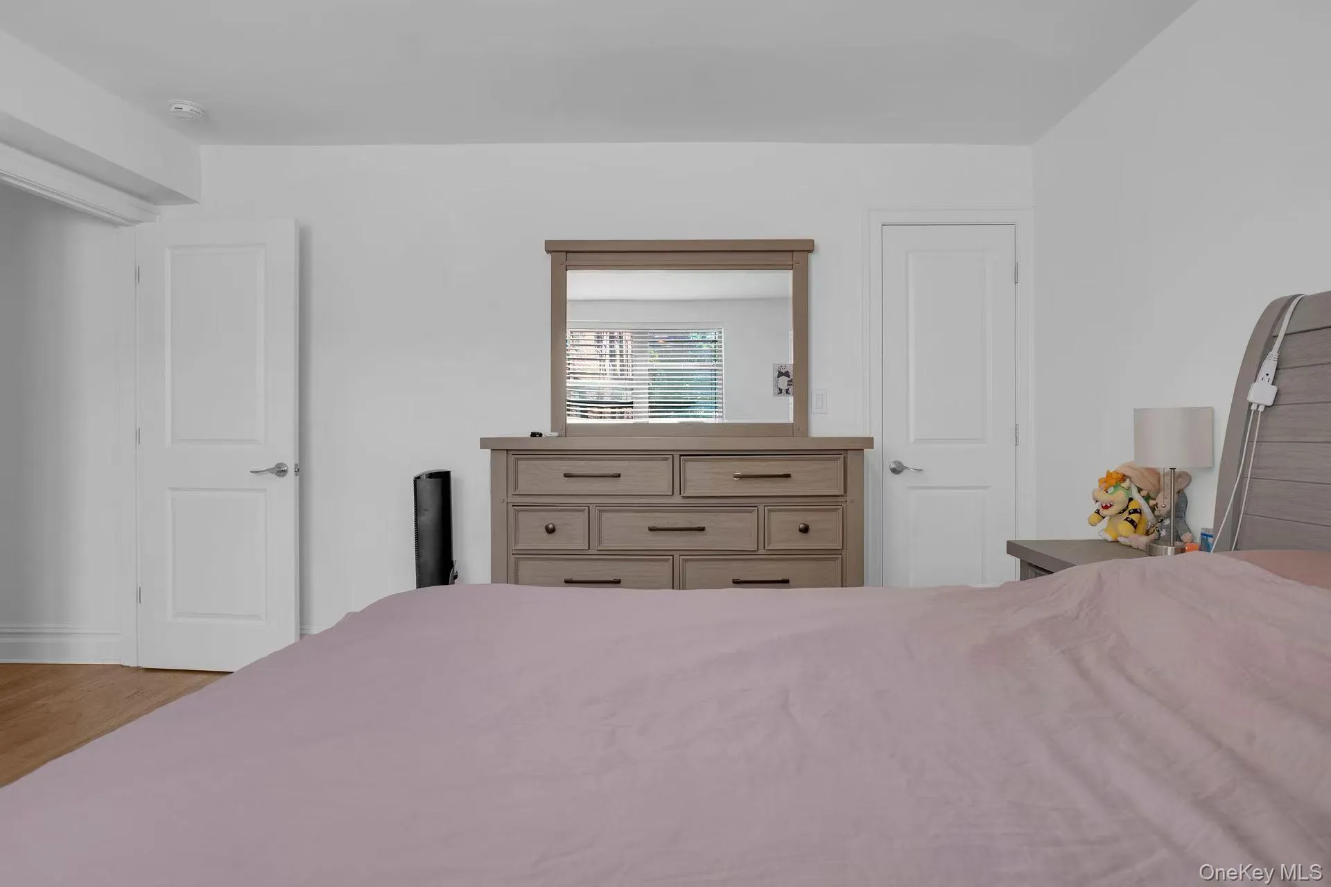 13240 Sanford Avenue, New York, NY, 1 Bedroom Bedrooms, 3 Rooms Rooms,1 BathroomBathrooms,Residential,For Rent,Sanford,0,1012160 13240 Sanford Avenue, New York, NY, 1 Bedroom Bedrooms, 3 Rooms Rooms,1 BathroomBathrooms,Residential,For Rent,Sanford,0,1012160
