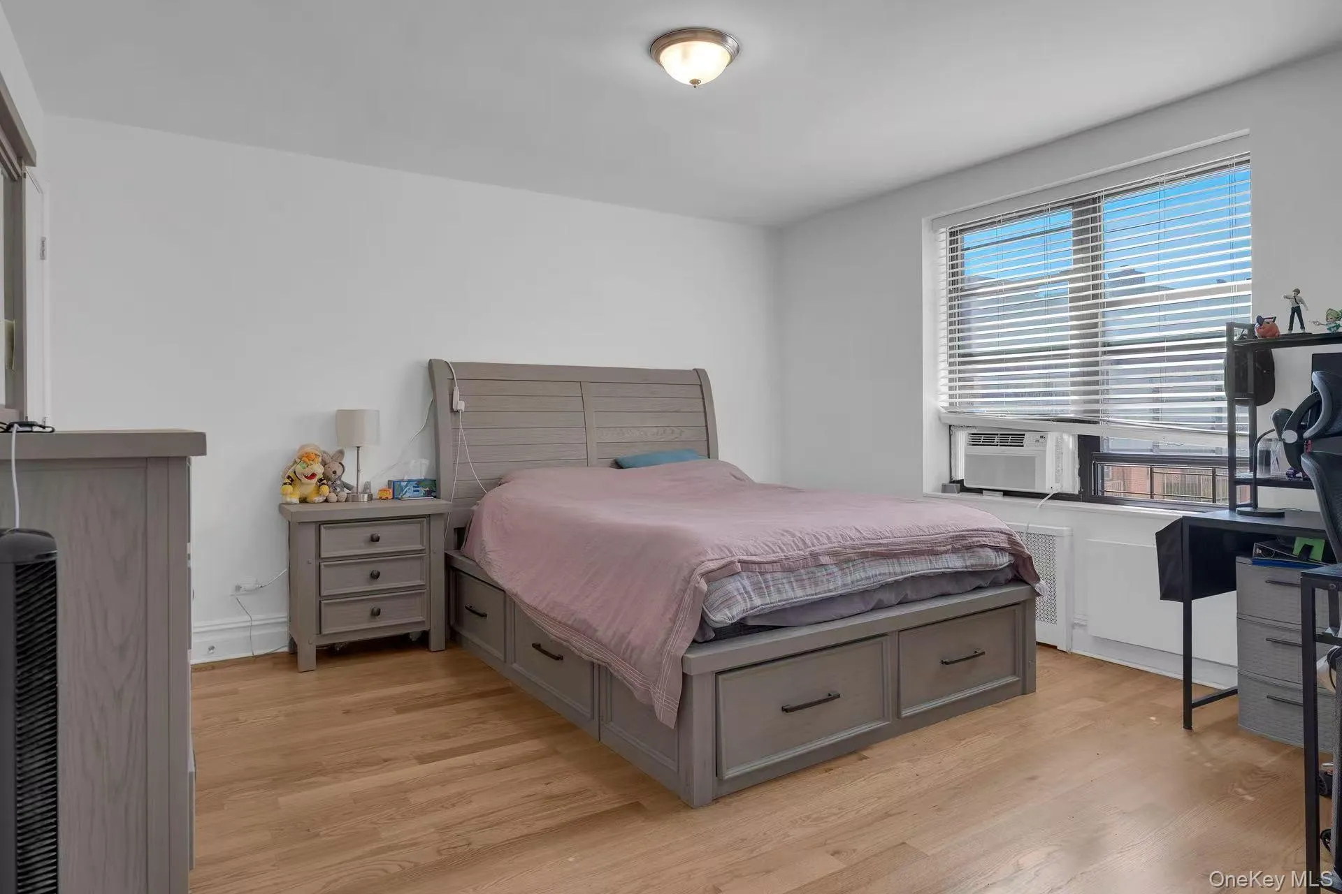 13240 Sanford Avenue, New York, NY, 1 Bedroom Bedrooms, 3 Rooms Rooms,1 BathroomBathrooms,Residential,For Rent,Sanford,0,1012160 13240 Sanford Avenue, New York, NY, 1 Bedroom Bedrooms, 3 Rooms Rooms,1 BathroomBathrooms,Residential,For Rent,Sanford,0,1012160