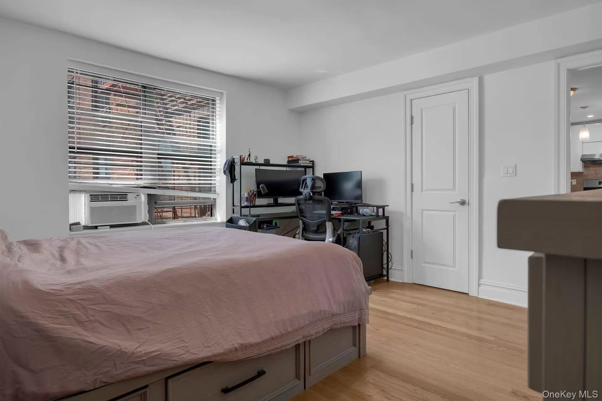13240 Sanford Avenue, New York, NY, 1 Bedroom Bedrooms, 3 Rooms Rooms,1 BathroomBathrooms,Residential,For Rent,Sanford,0,1012160 13240 Sanford Avenue, New York, NY, 1 Bedroom Bedrooms, 3 Rooms Rooms,1 BathroomBathrooms,Residential,For Rent,Sanford,0,1012160