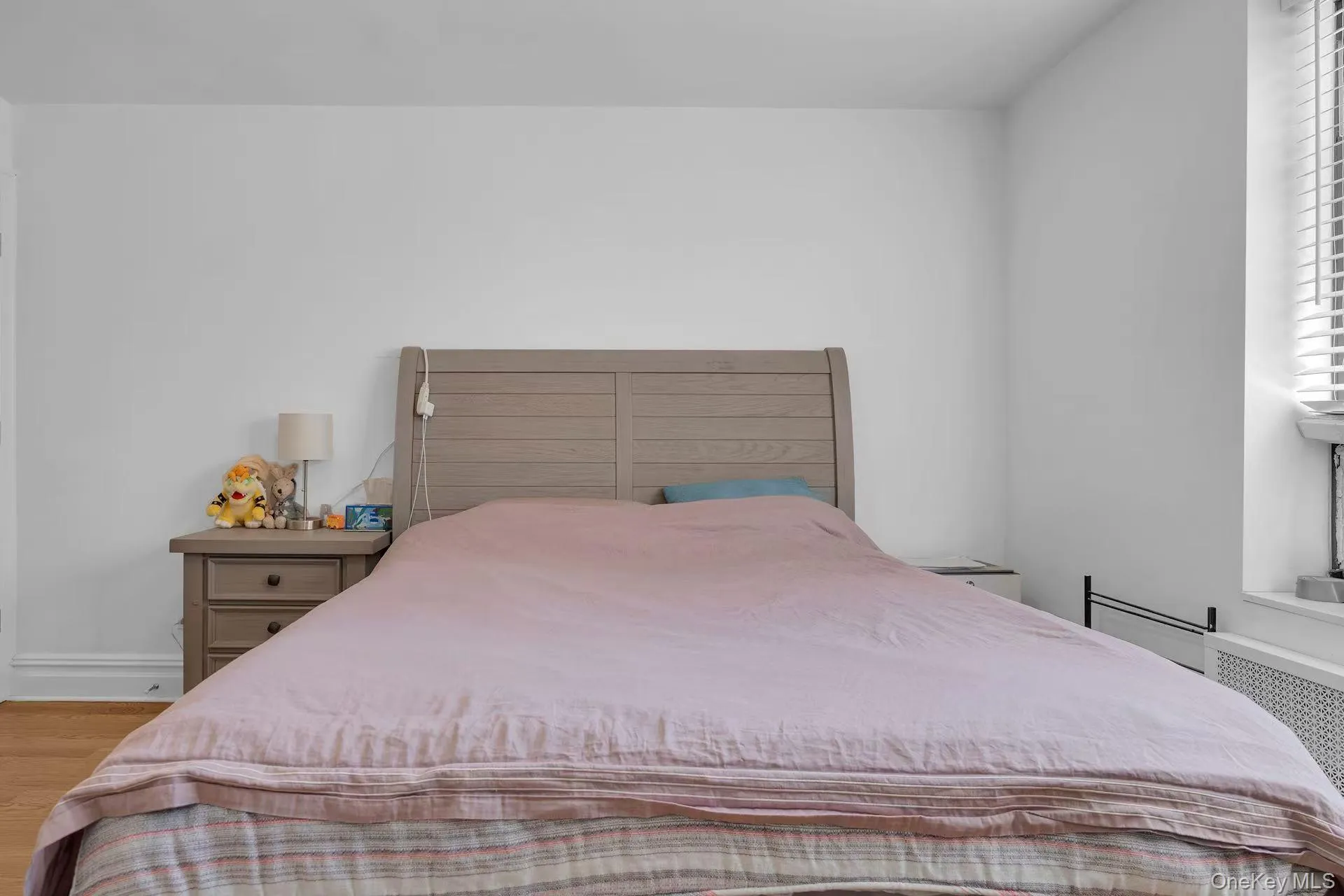 13240 Sanford Avenue, New York, NY, 1 Bedroom Bedrooms, 3 Rooms Rooms,1 BathroomBathrooms,Residential,For Rent,Sanford,0,1012160 13240 Sanford Avenue, New York, NY, 1 Bedroom Bedrooms, 3 Rooms Rooms,1 BathroomBathrooms,Residential,For Rent,Sanford,0,1012160