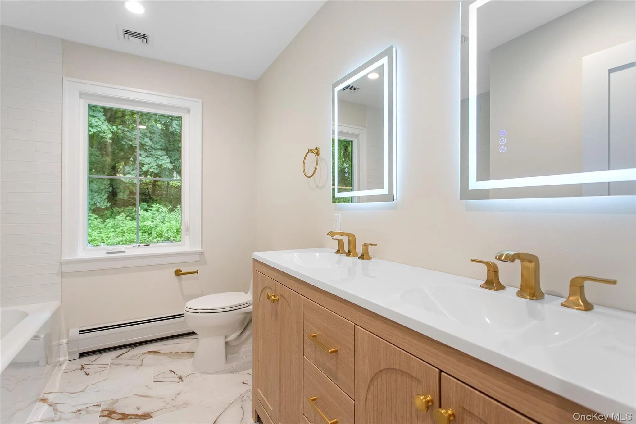 736 Croton Lake Road, Bedford, NY, 5 Bedrooms Bedrooms, 10 Rooms Rooms,3 BathroomsBathrooms,Residential,For Rent,Croton Lake,0,1012163 736 Croton Lake Road, Bedford, NY, 5 Bedrooms Bedrooms, 10 Rooms Rooms,3 BathroomsBathrooms,Residential,For Rent,Croton Lake,0,1012163