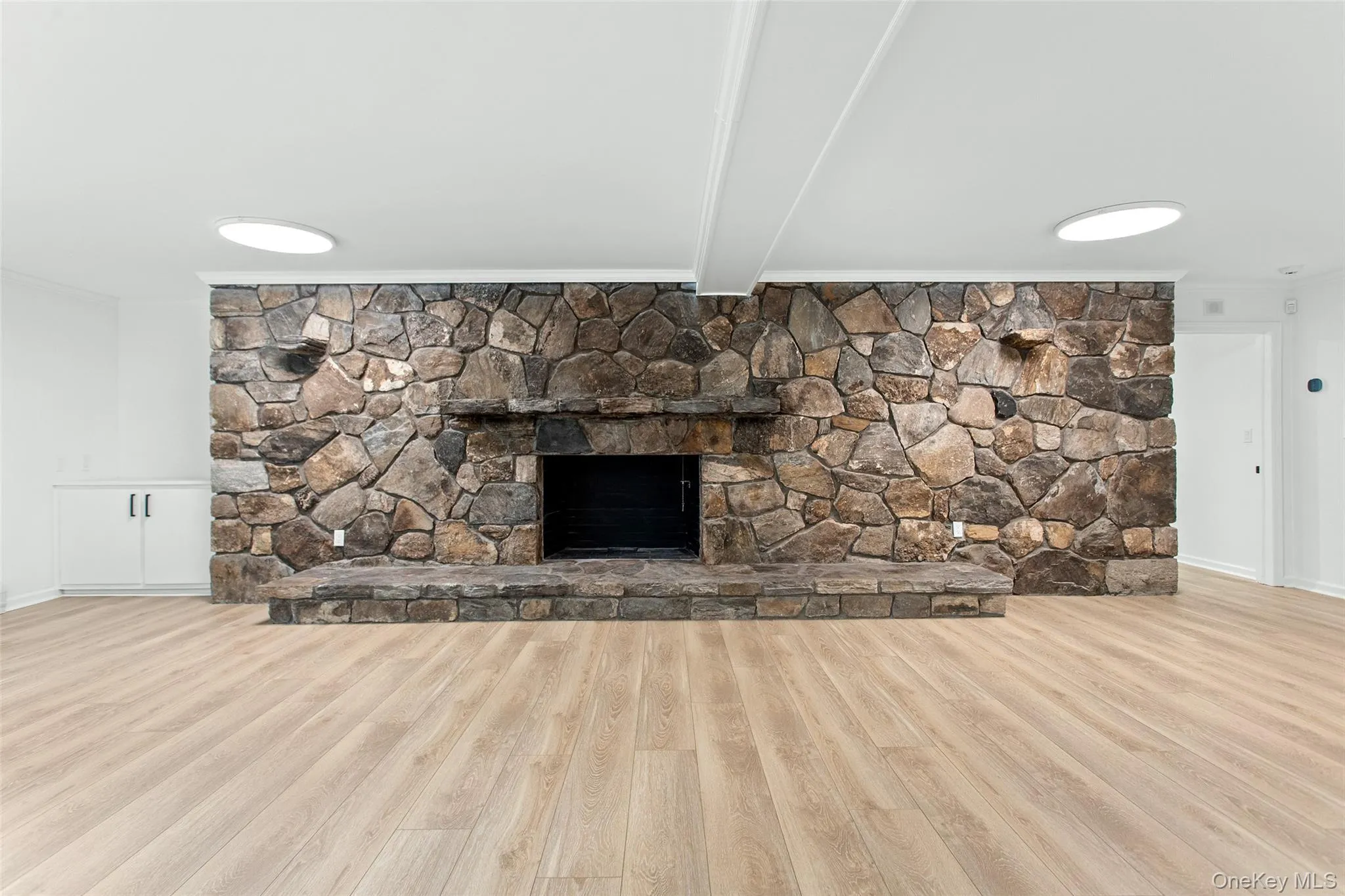 736 Croton Lake Road, Bedford, NY, 5 Bedrooms Bedrooms, 10 Rooms Rooms,3 BathroomsBathrooms,Residential,For Rent,Croton Lake,0,1012163 736 Croton Lake Road, Bedford, NY, 5 Bedrooms Bedrooms, 10 Rooms Rooms,3 BathroomsBathrooms,Residential,For Rent,Croton Lake,0,1012163